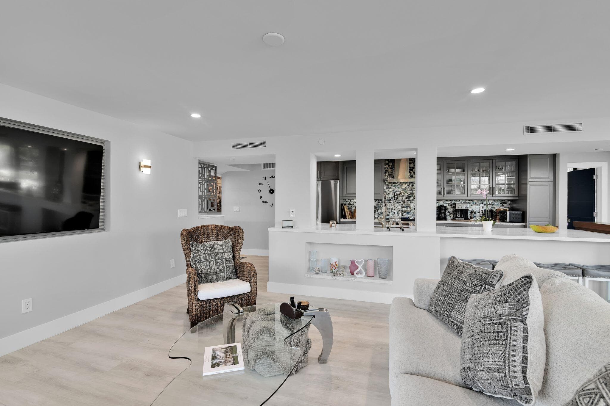 859 Jeffery Street 202, Boca Raton, FL 33487 — photo 9 of 99