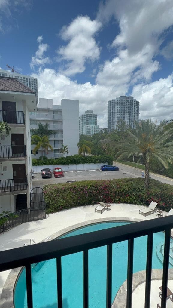 924 SE 2nd Street 20, Fort Lauderdale, FL 33301 — photo 6 of 33