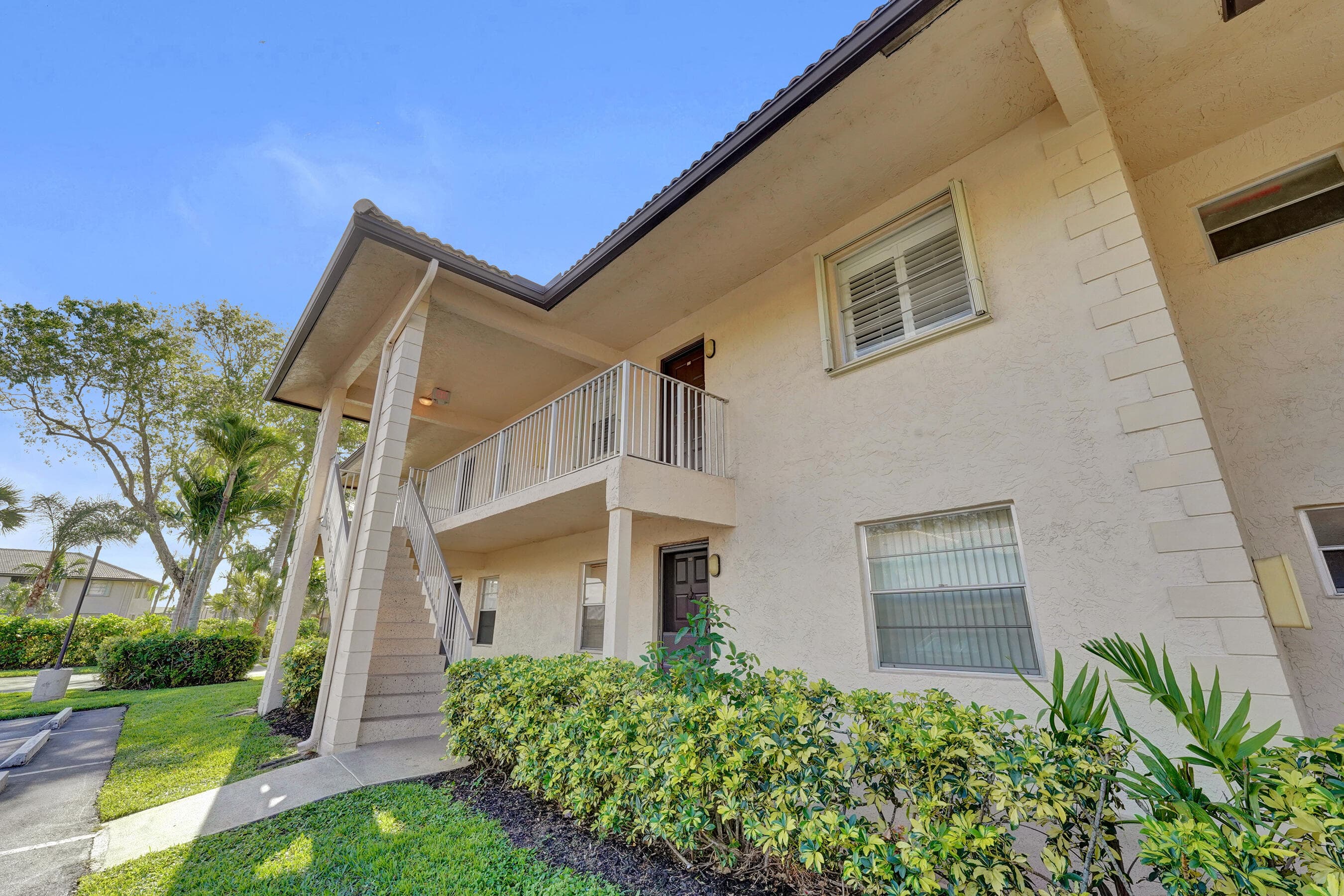5531 Lakeside Drive 202, Margate, FL 33063 — photo 5 of 75