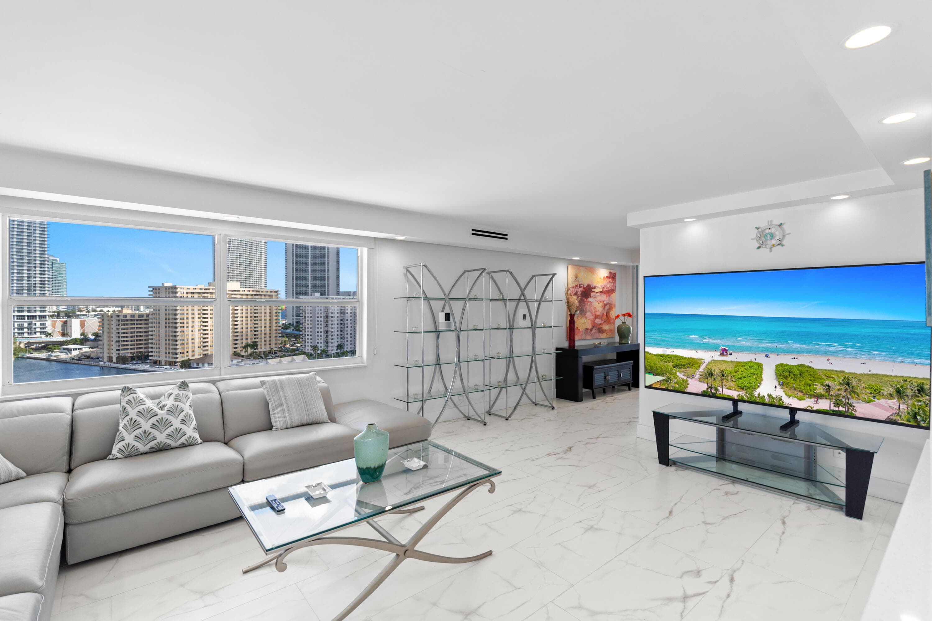 121 Golden Isles Drive Ph1, Hallandale Beach, FL 33009 — photo 26 of 50