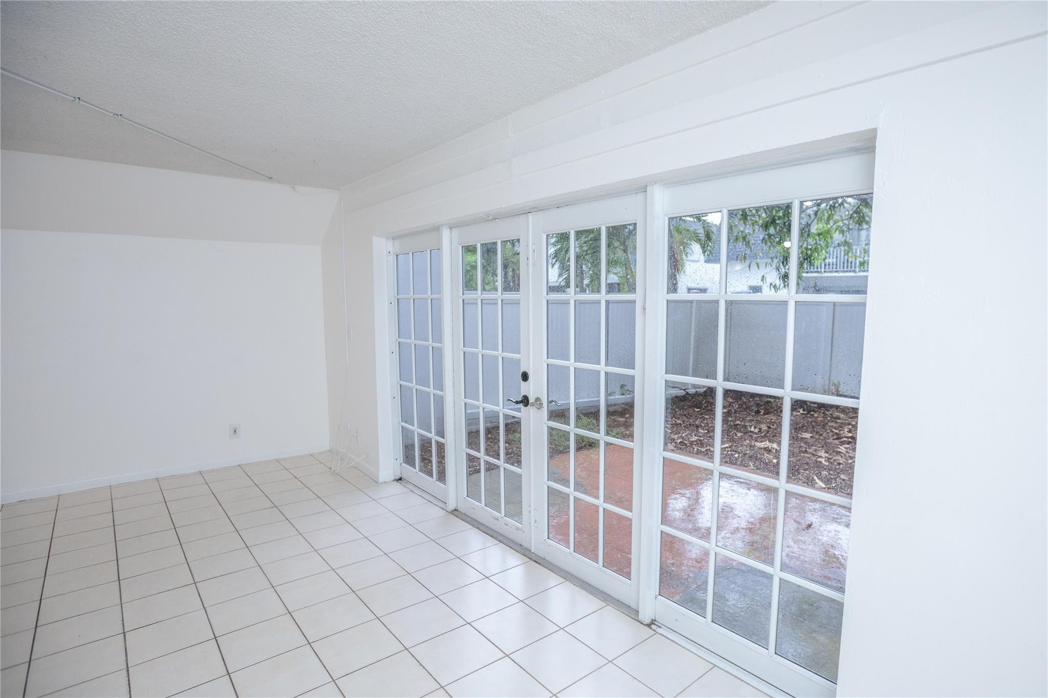 6764 SW 40th Street 40, Davie, FL 33314 — photo 5 of 17