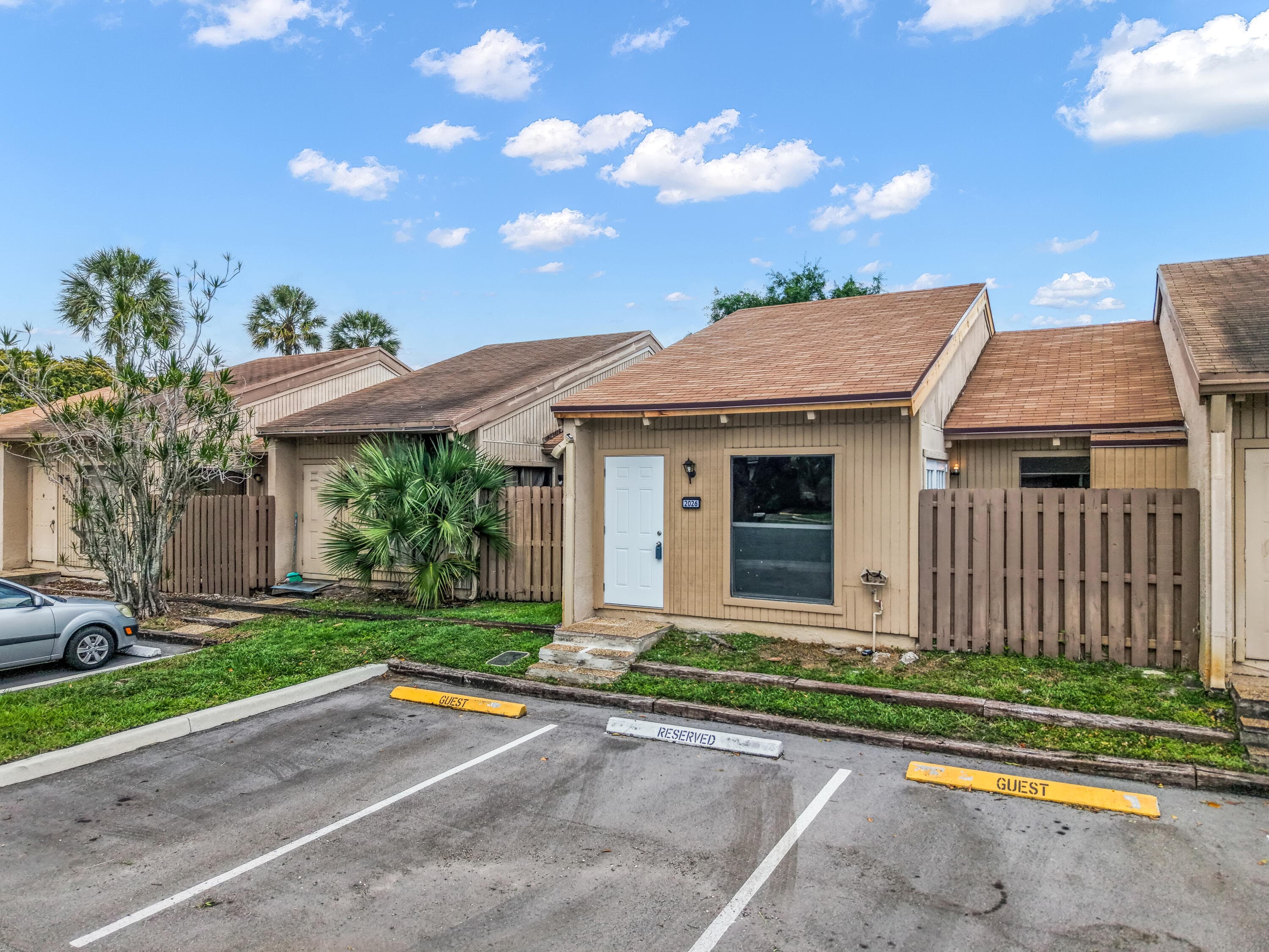 2026 SW 81st Way, Davie, FL 33324 — photo 2 of 34