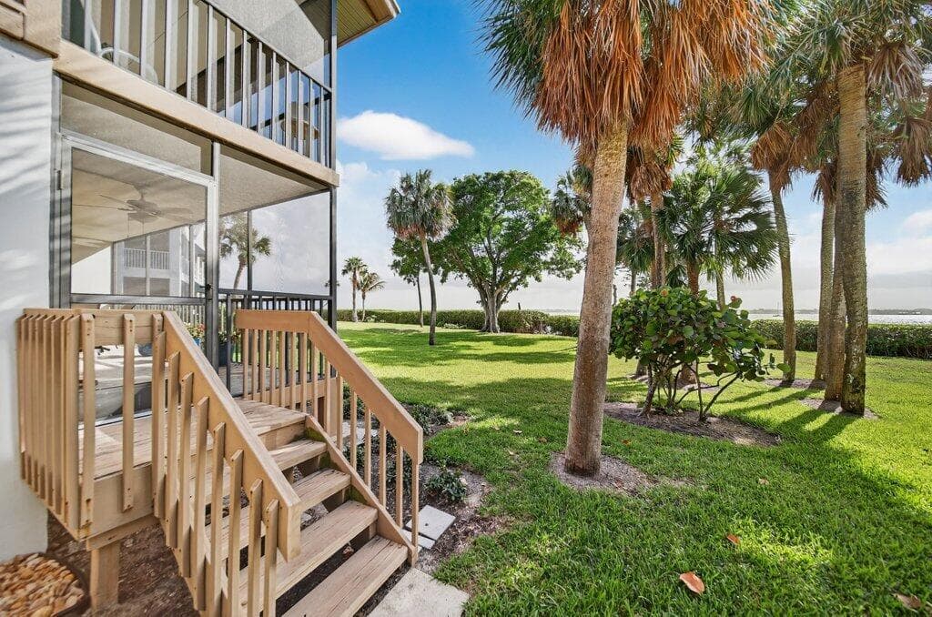 218 NE Edgewater Drive 218, Hutchinson Island, FL 34996 — photo 14 of 44