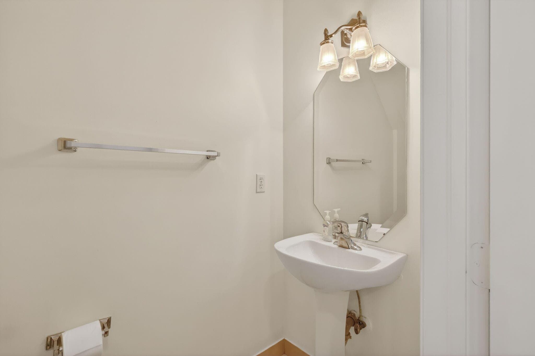1021 SE Westminster Place, Stuart, FL 34997 — photo 36 of 71