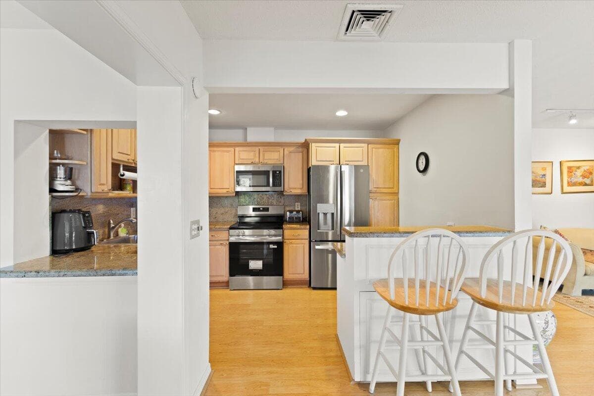 233 Rio Vista Circle 233, Atlantis, FL 33462 — photo 4 of 33
