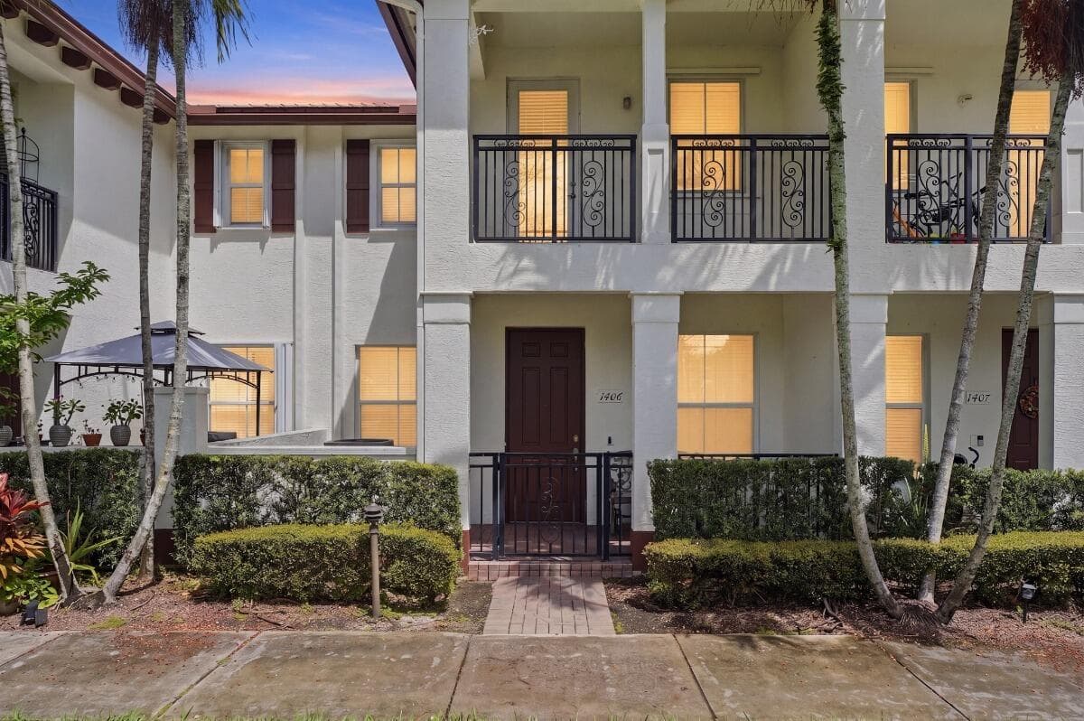 4501 Mimosa Terrace 1406, Coconut Creek, FL 33073 — photo 3 of 33
