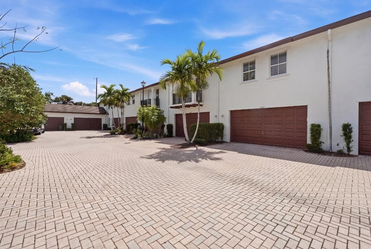 4501 Mimosa Terrace 1406, Coconut Creek, FL 33073 — photo 31 of 33