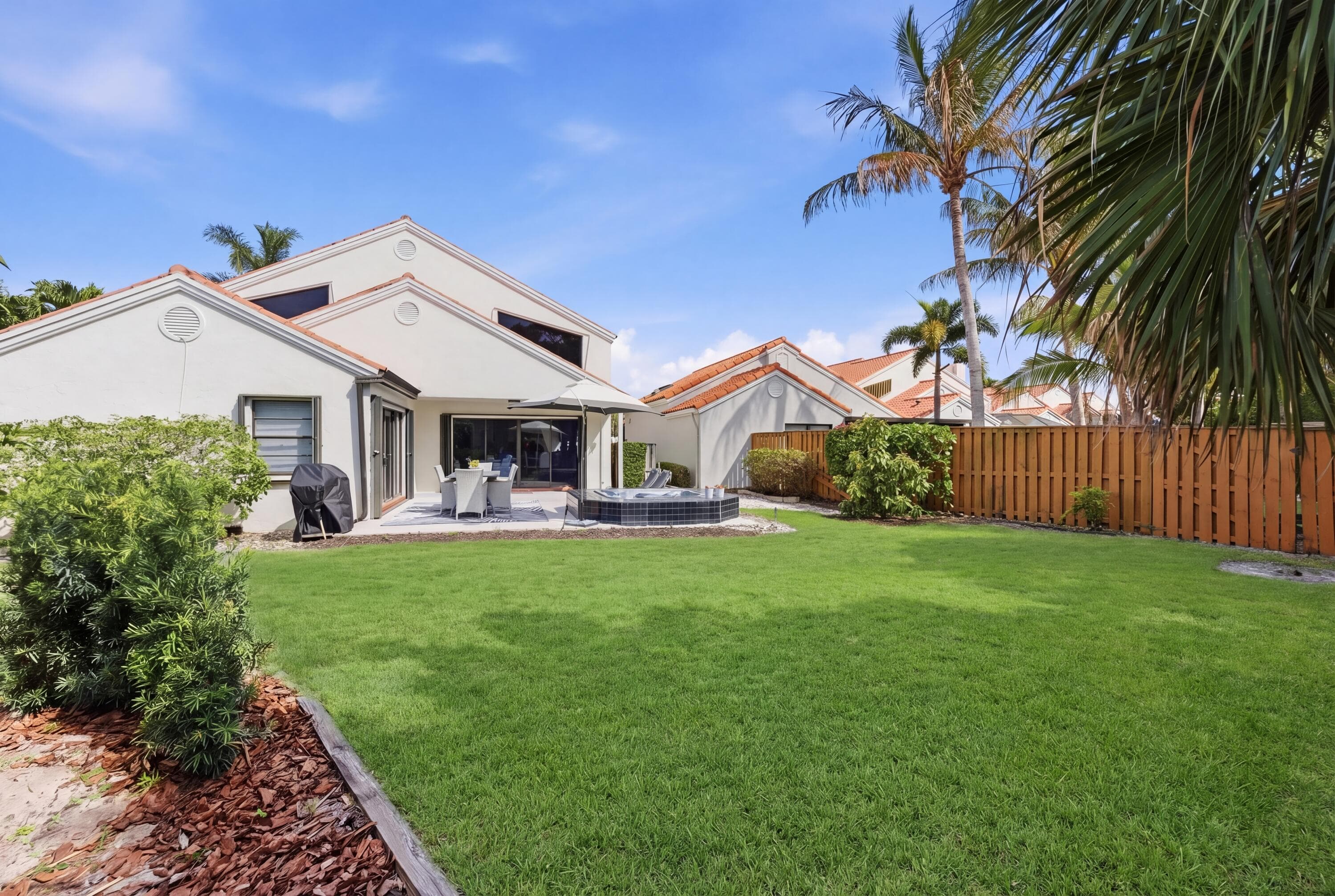 2596 La Cristal Circle, Palm Beach Gardens, FL 33410 — photo 46 of 57