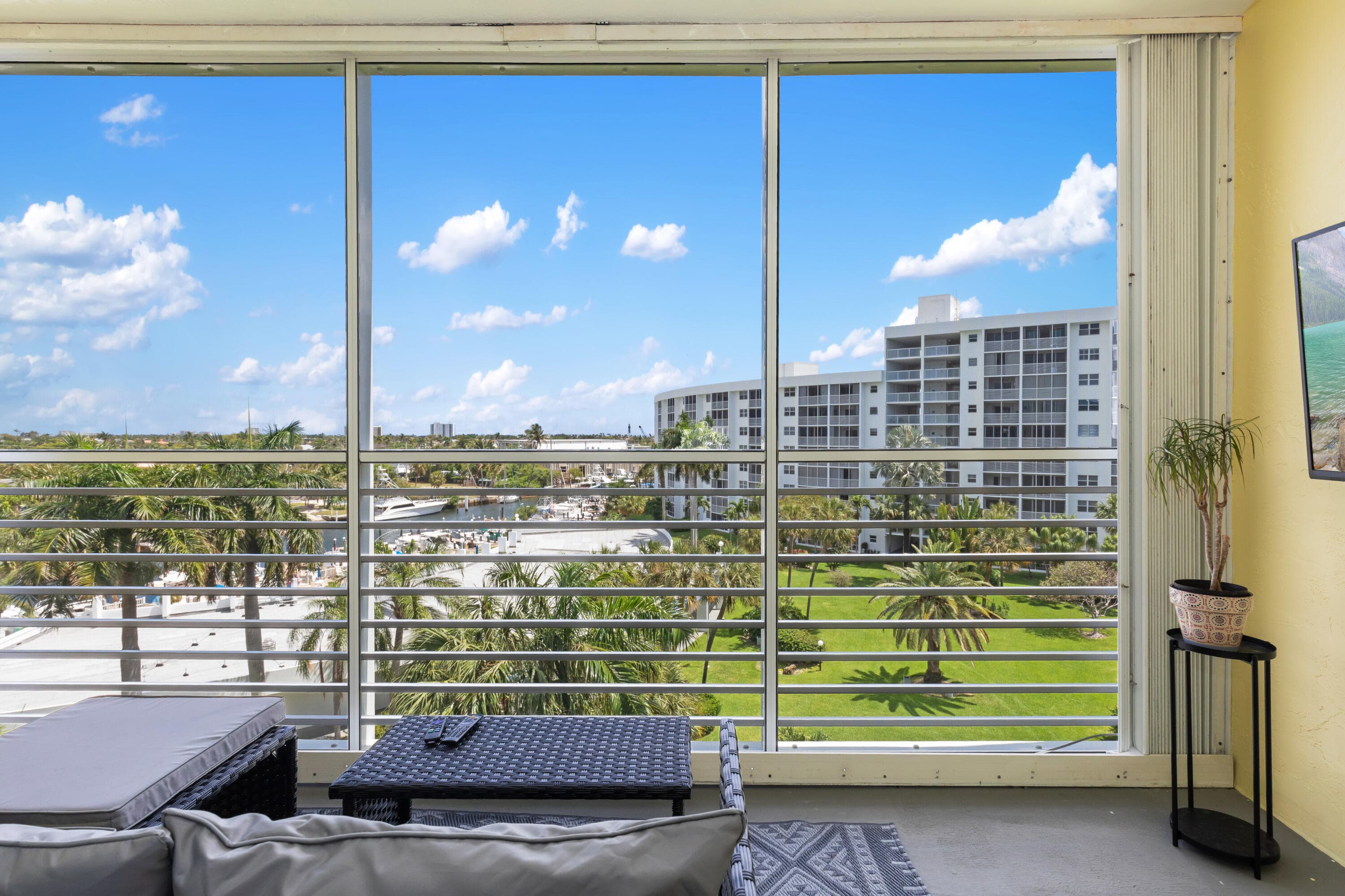 2731 NE 14th Street Causeway NE Apt 612, Pompano Beach, FL 33062 — photo 13 of 56