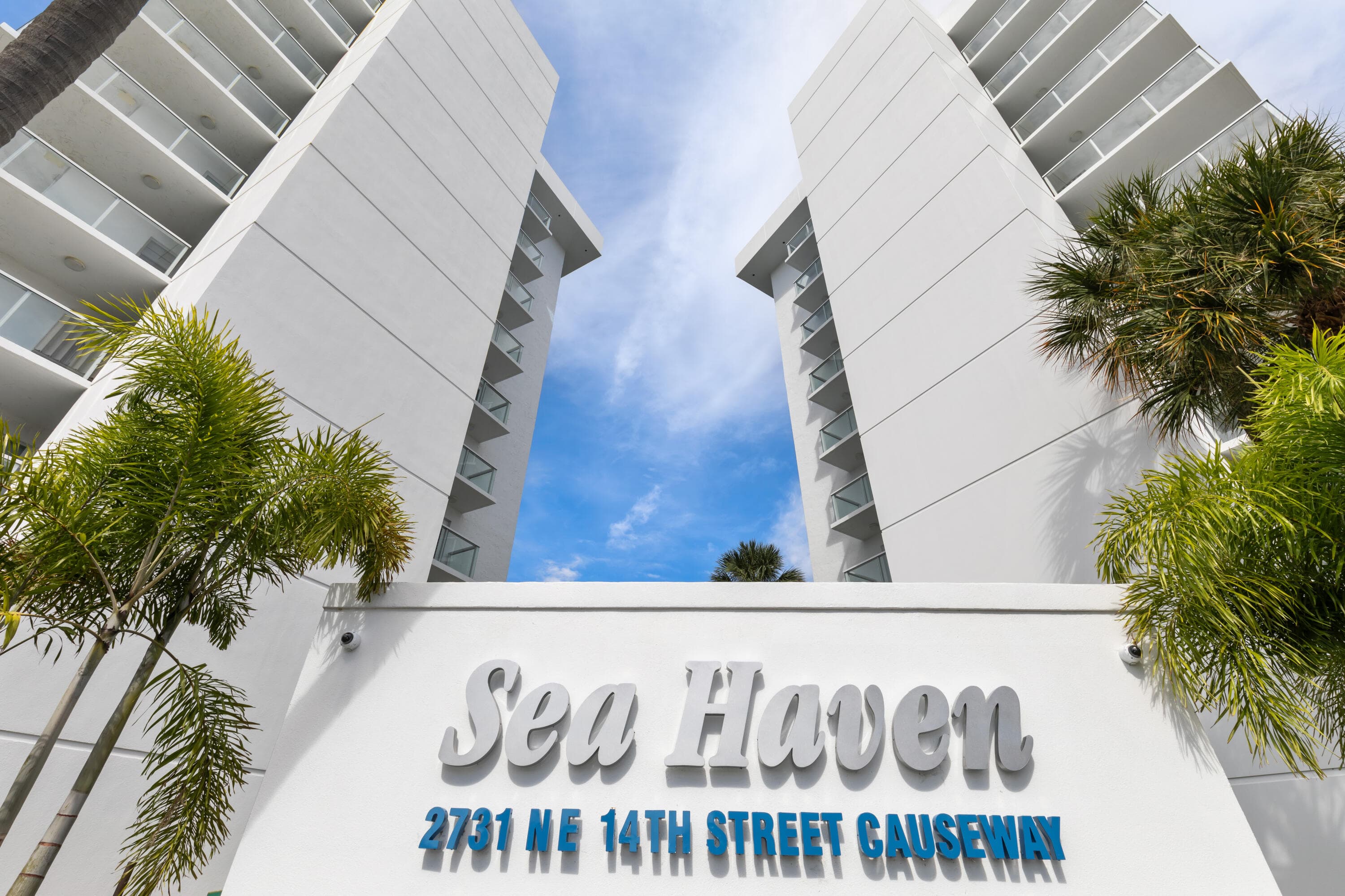 2731 NE 14th Street Causeway NE Apt 612, Pompano Beach, FL 33062 — photo 1 of 56