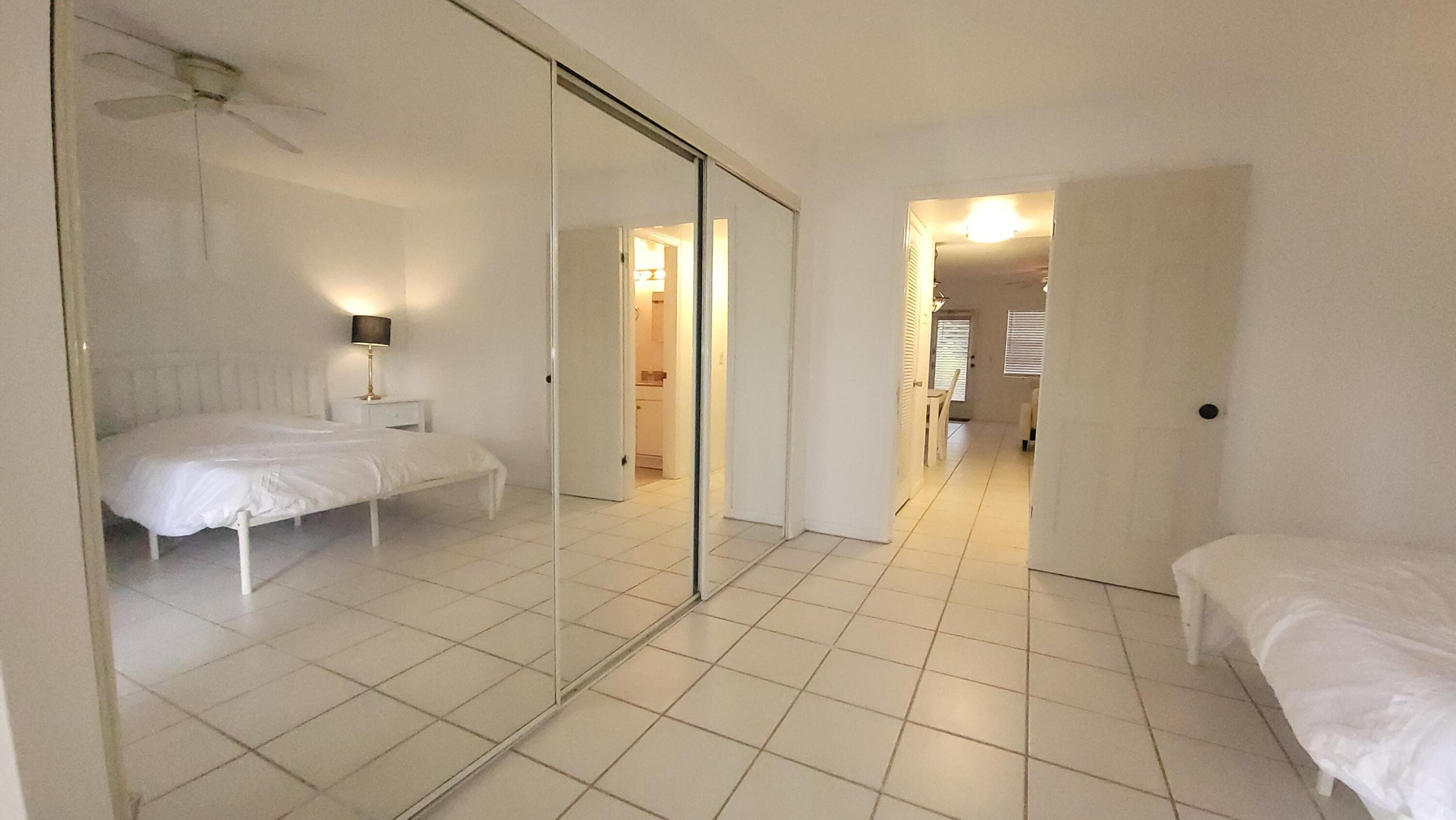 319 Chatham P, West Palm Beach, FL 33417 — photo 14 of 41