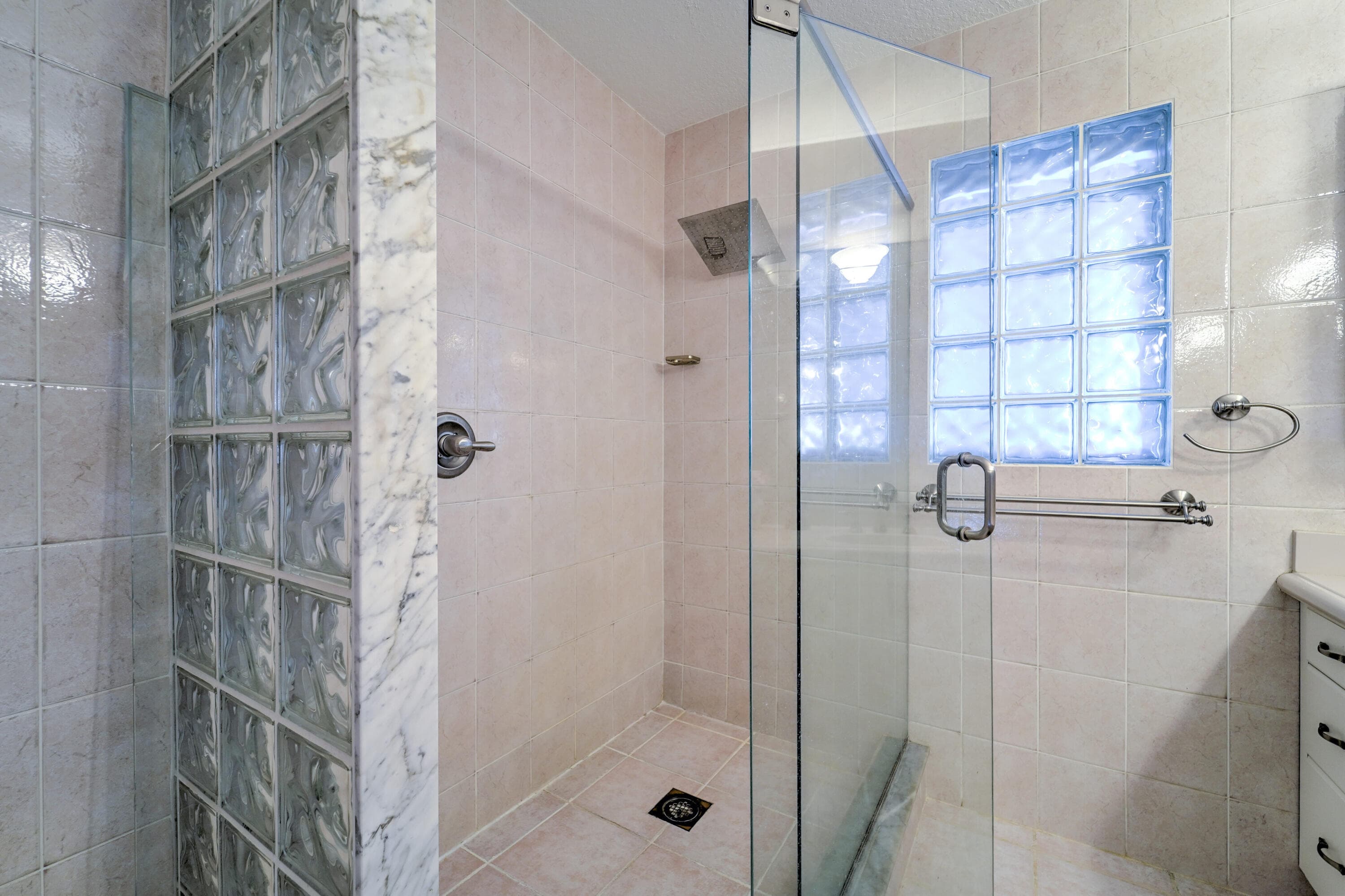 270 SE 3rd Avenue, Pompano Beach, FL 33060 — photo 23 of 43