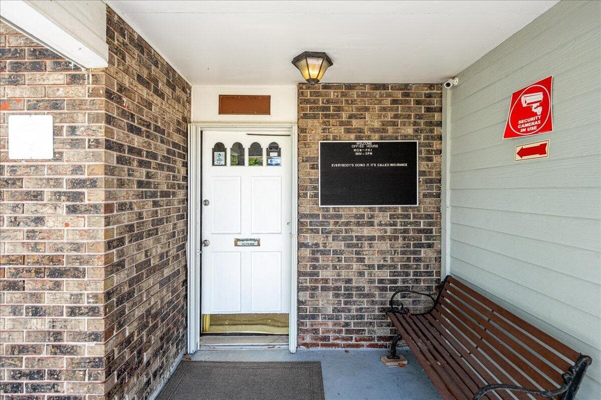 1514 SE Port St Lucie Boulevard, Port St. Lucie, FL — photo 13 of 44