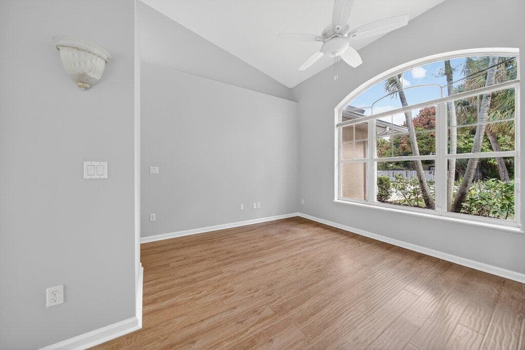 612 SE 6th Street, Stuart, FL 34994 — photo 20 of 50