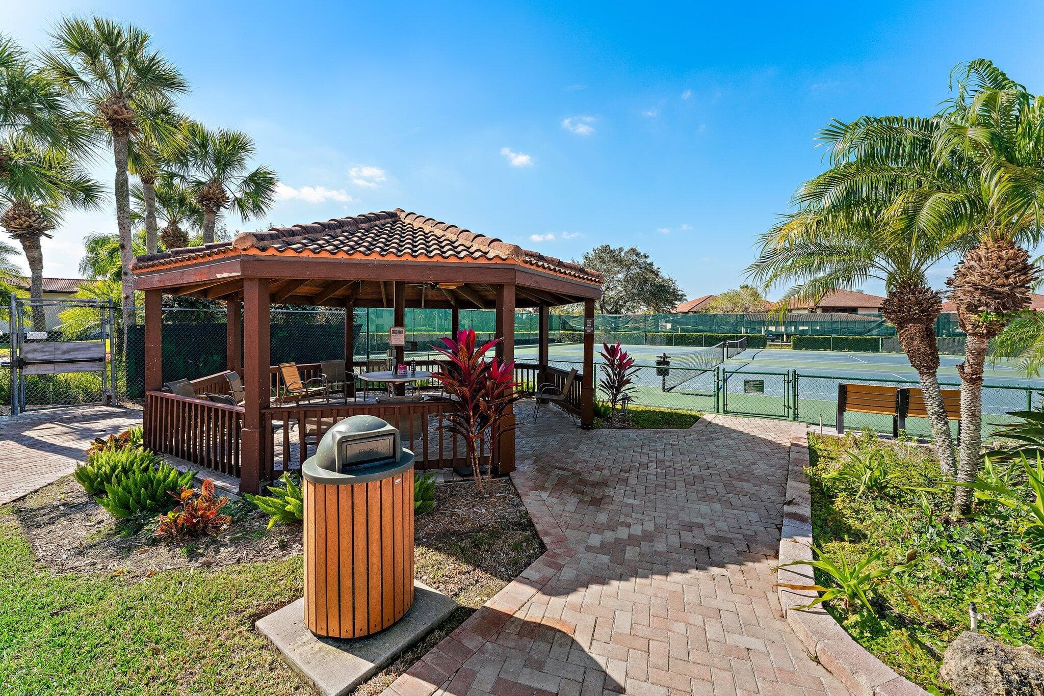 671 SW South River Drive 105, Stuart, FL 34997 — photo 46 of 59
