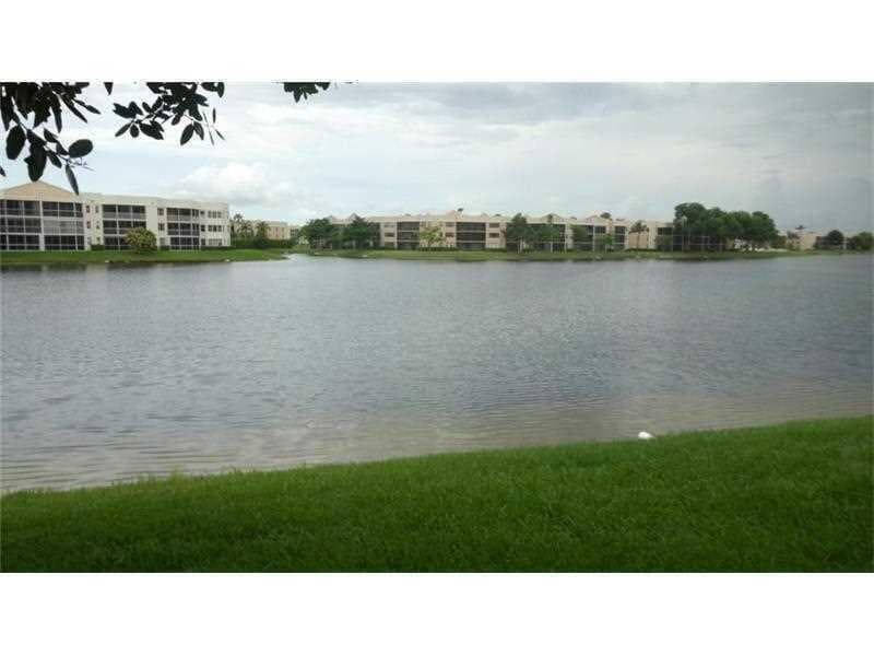7486 N Devon Drive 109, Tamarac, FL 33321 — photo 1 of 10