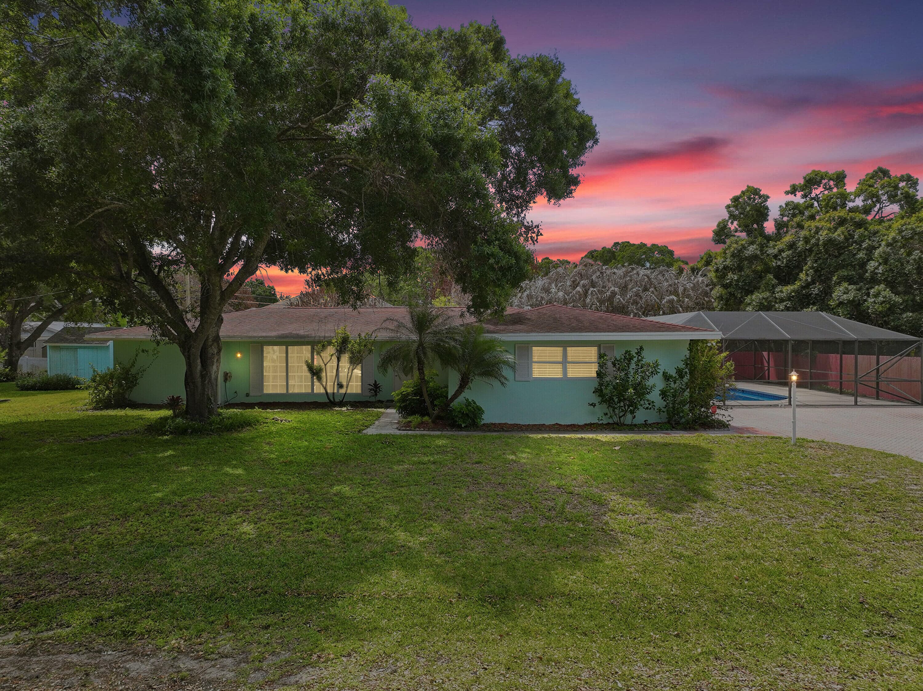 2115 15th Place, Vero Beach, FL 32960 — photo 1 of 45