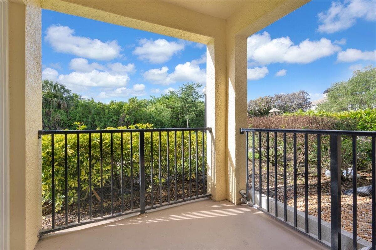 120 SW Peacock Boulevard 11-101, Port St. Lucie, FL 34986 — photo 3 of 58