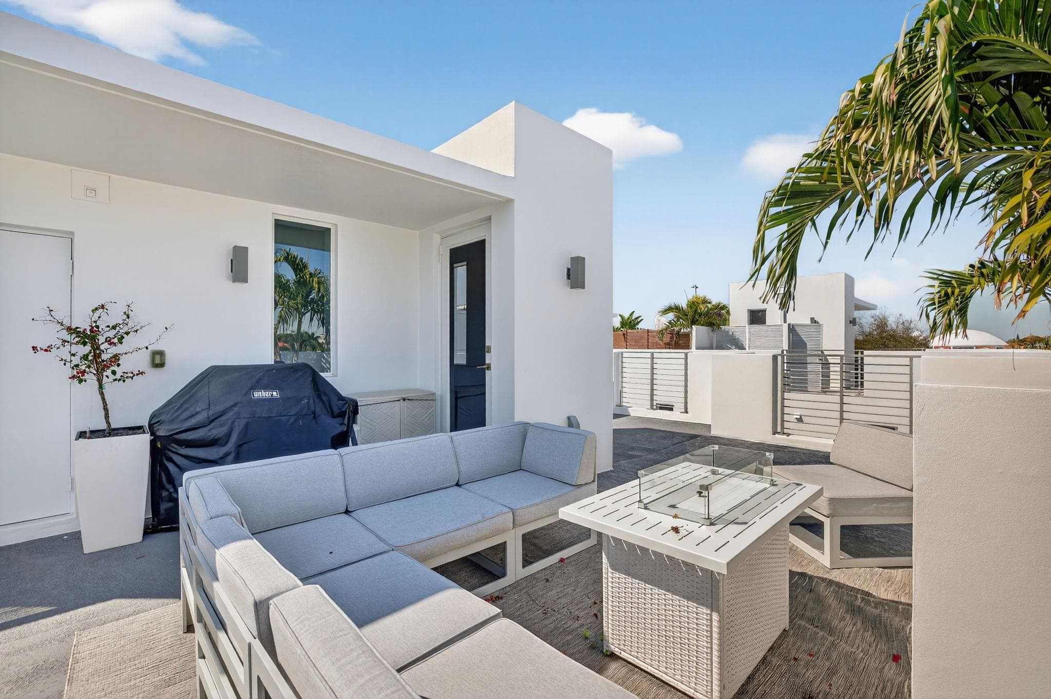 700 NE 14th Avenue 206, Fort Lauderdale, FL 33304 — photo 52 of 73