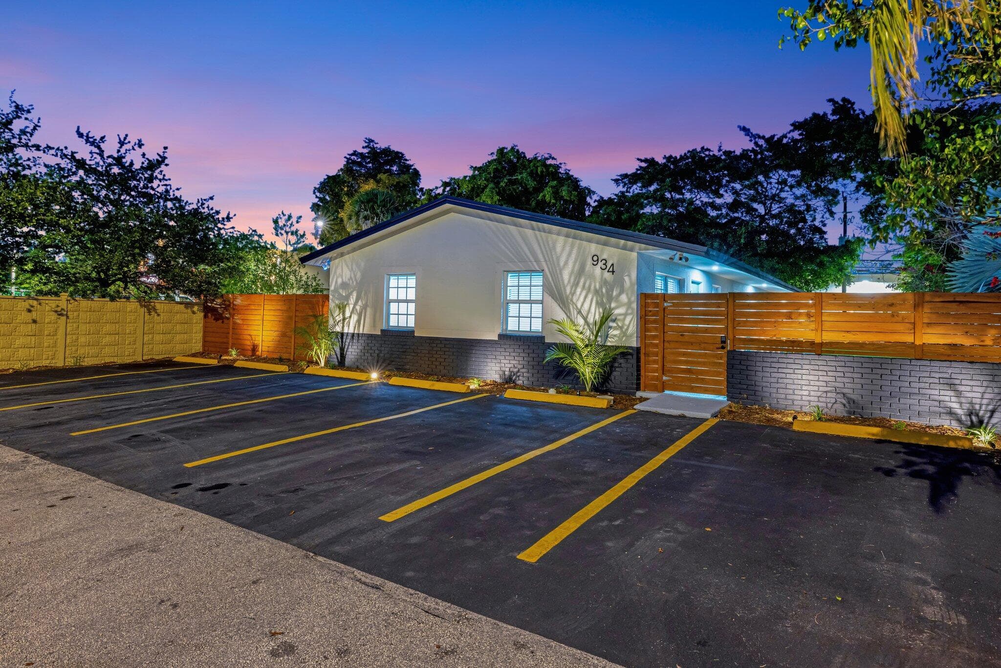 934 NW 4th Avenue 4, Fort Lauderdale, FL 33311 — photo 49 of 65