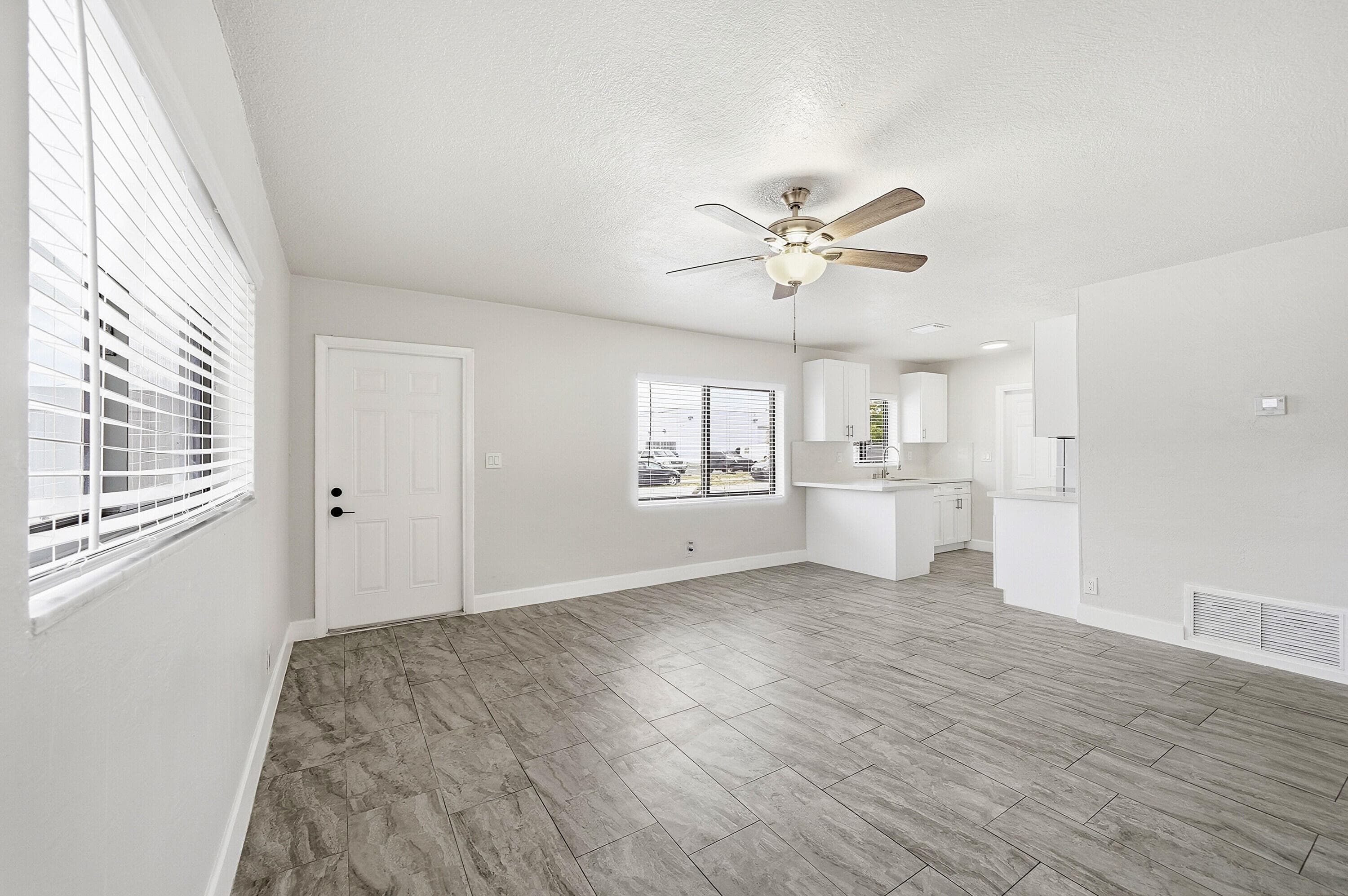 1320 SW 34th Avenue 1, Fort Lauderdale, FL 33312 — photo 5 of 15