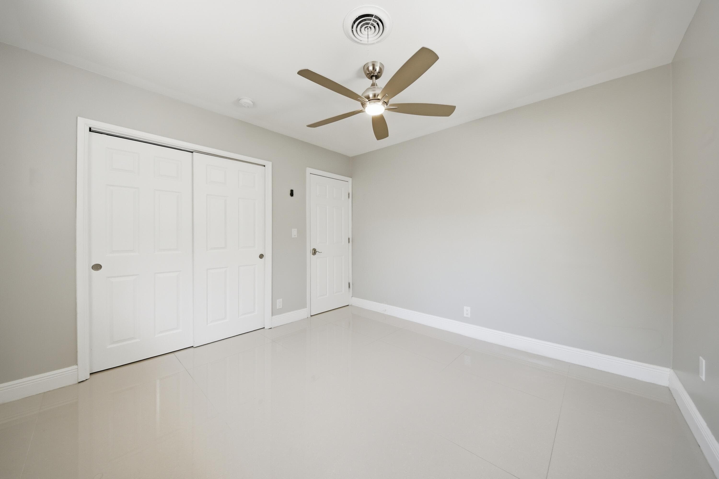 5031 NE 23rd Terrace, Lighthouse Point, FL 33064 — photo 8 of 37