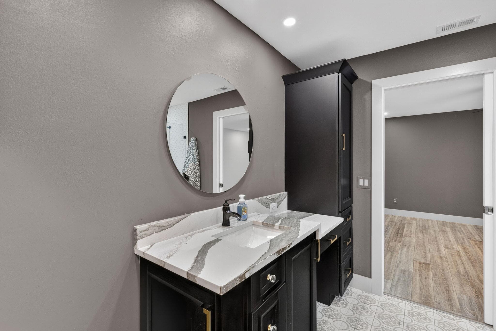 610 SE 21st Lane, Cape Coral, FL 33990 — photo 23 of 38