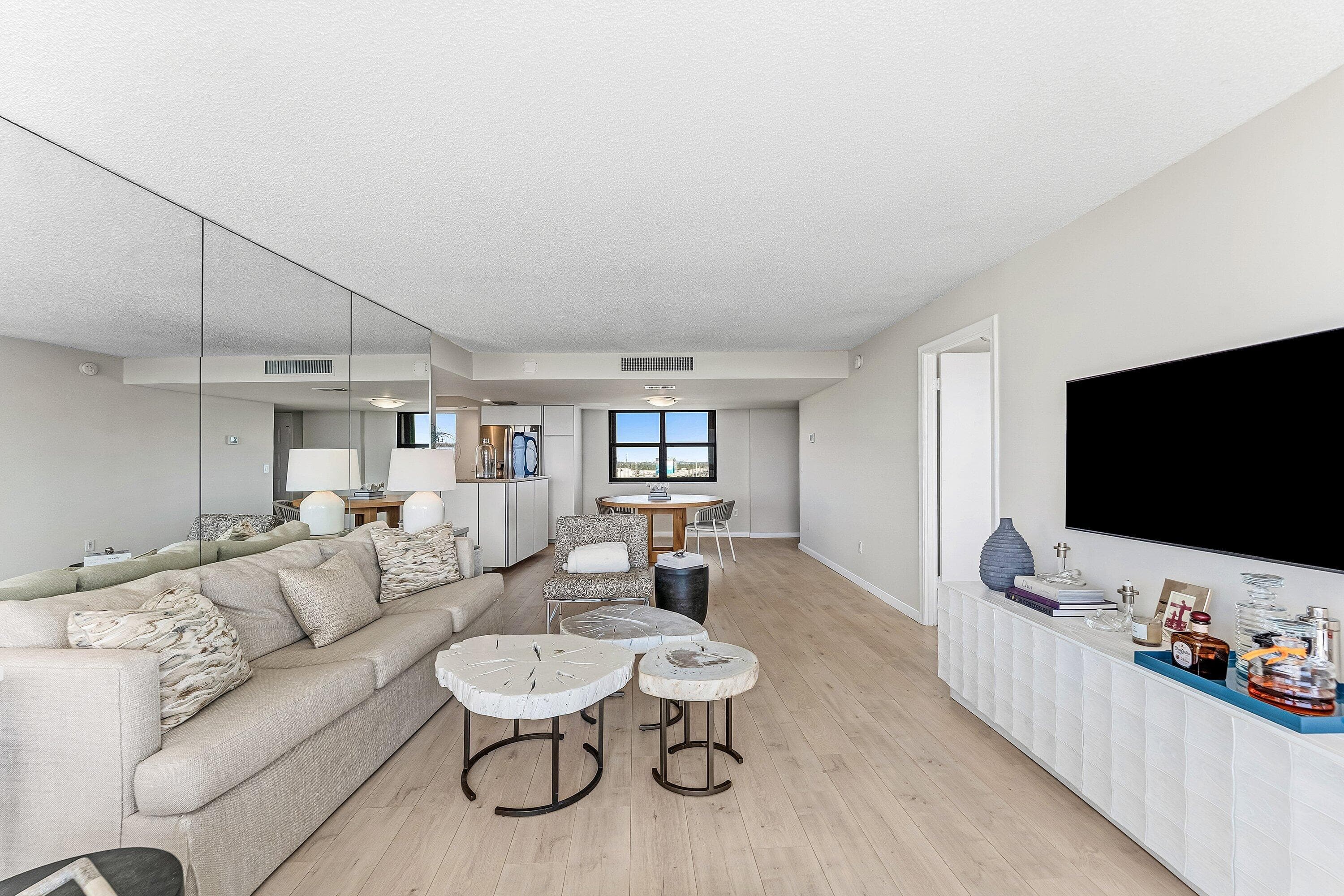 5200 N Flagler Drive 1406, West Palm Beach, FL 33407 — photo 4 of 26