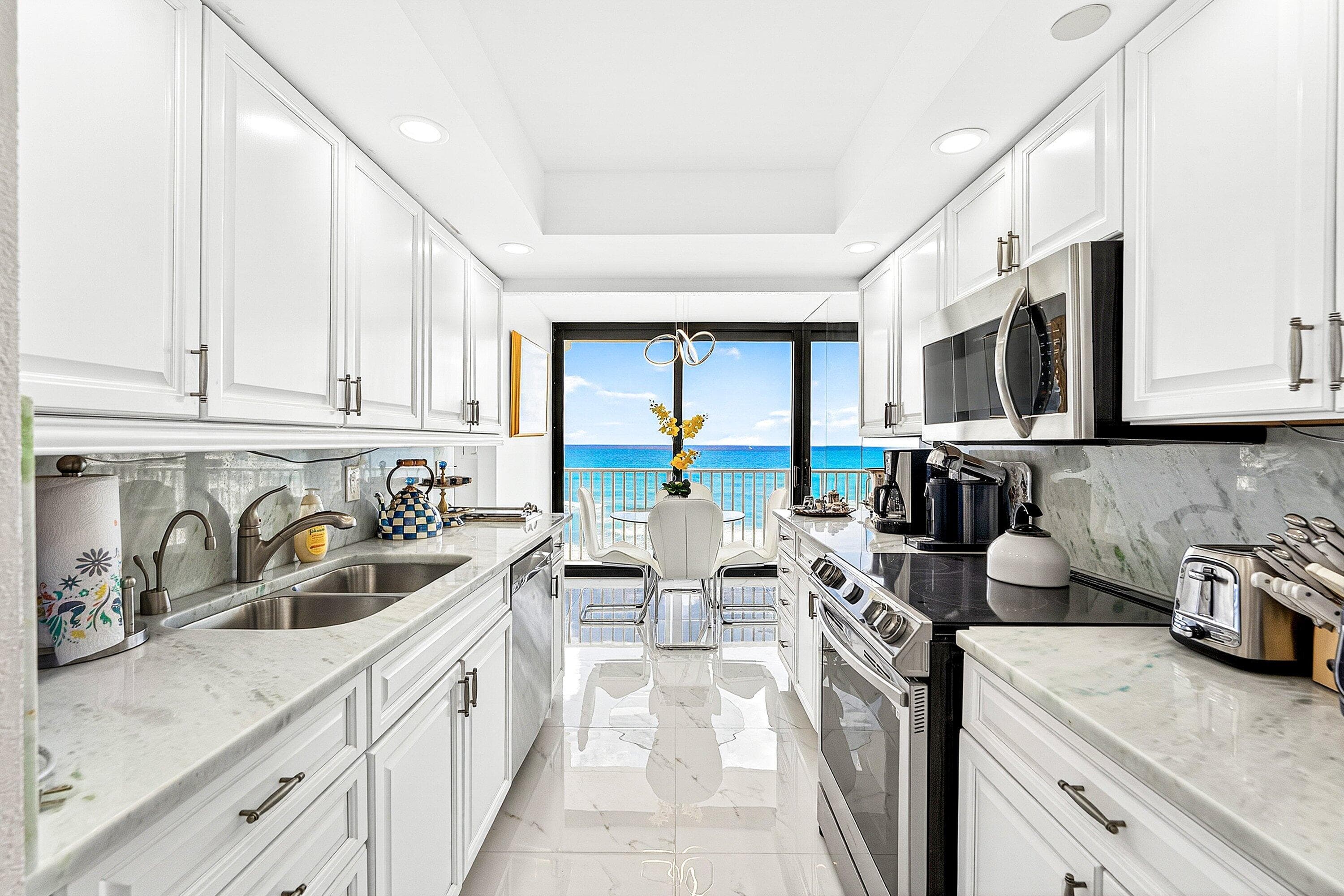 3360 S Ocean Boulevard, Palm Beach, FL 33480 — photo 5 of 32