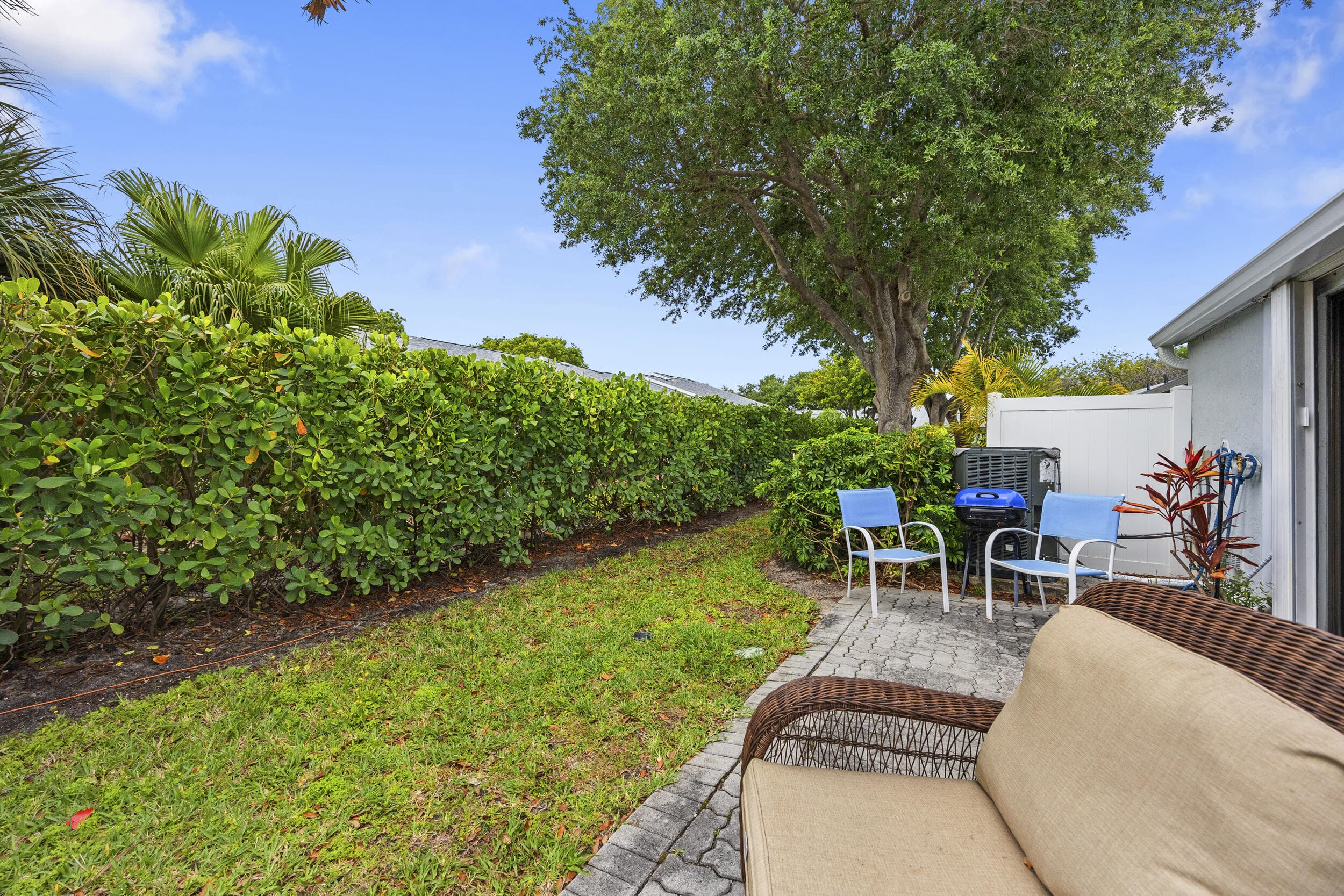 2640 Gately Drive W 1601, West Palm Beach, FL 33415 — photo 40 of 53