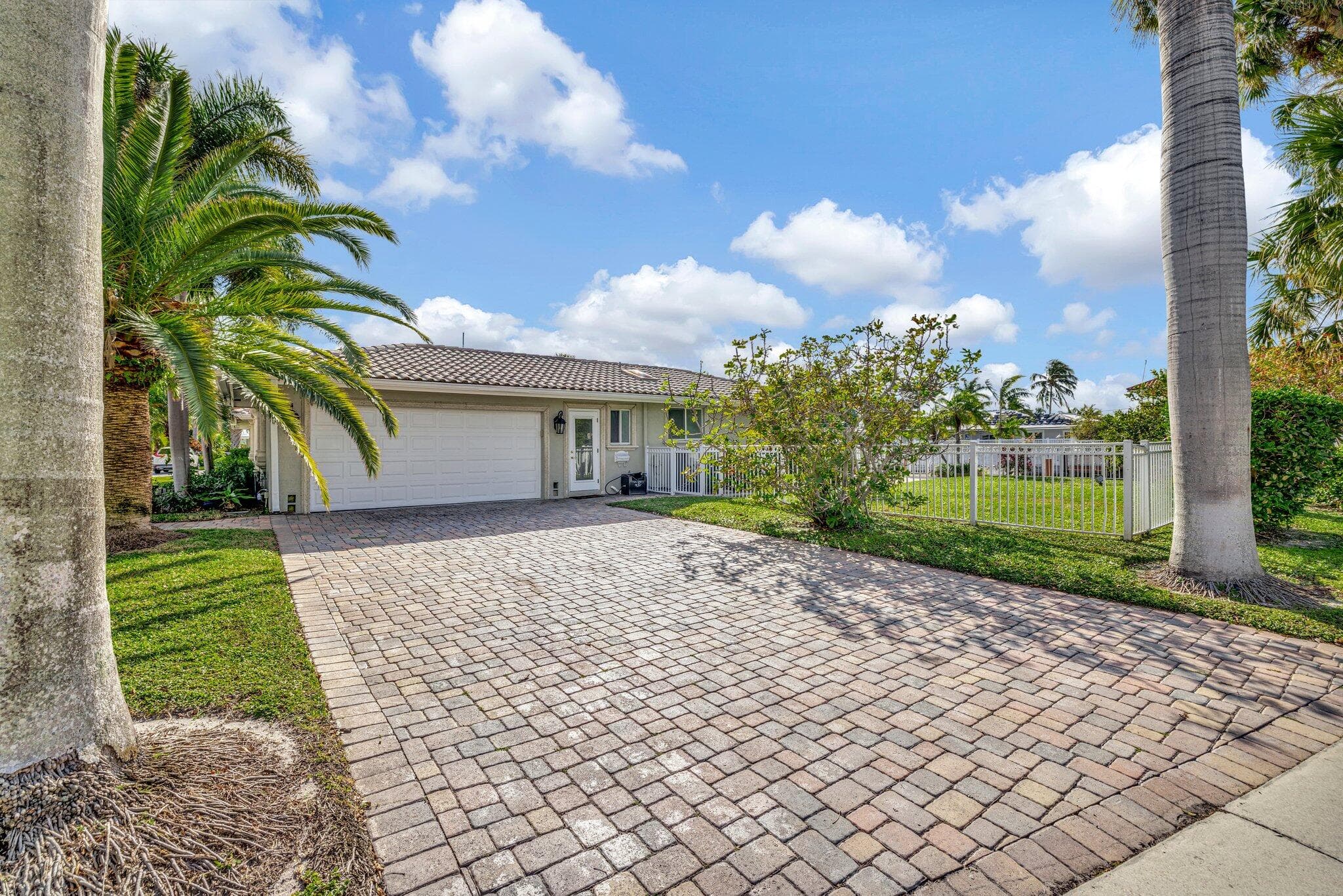 3851 NE 27th Avenue 0, Lighthouse Point, FL 33064 — photo 4 of 78