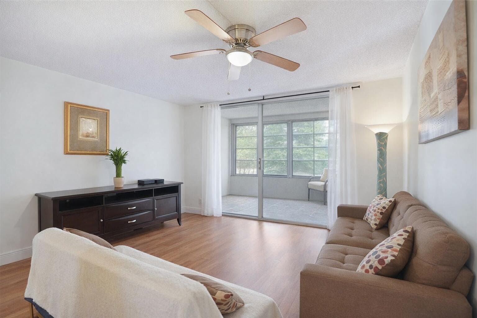 2650 NW 49th Avenue 320, Lauderdale Lakes, FL 33313 — photo 3 of 46