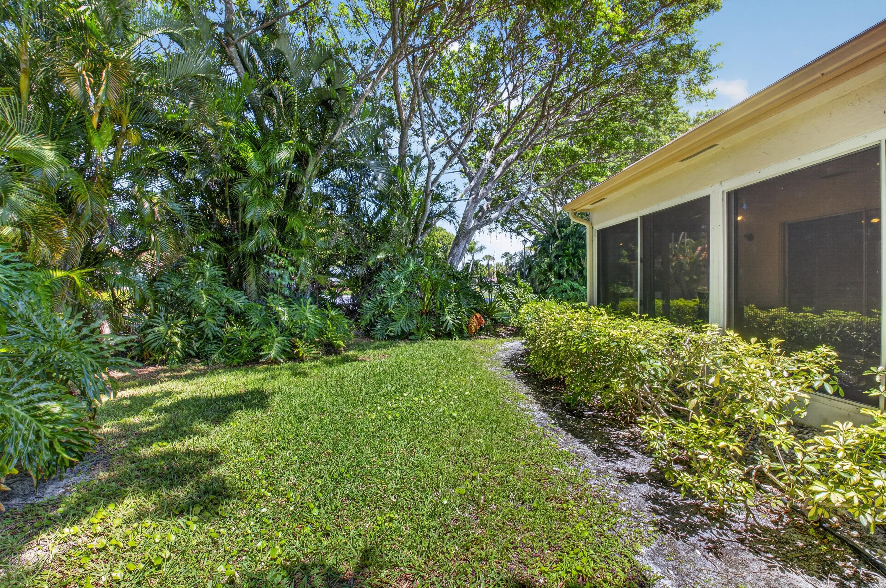 14431 Solitaire Drive, Delray Beach, FL 33446 — photo 37 of 59