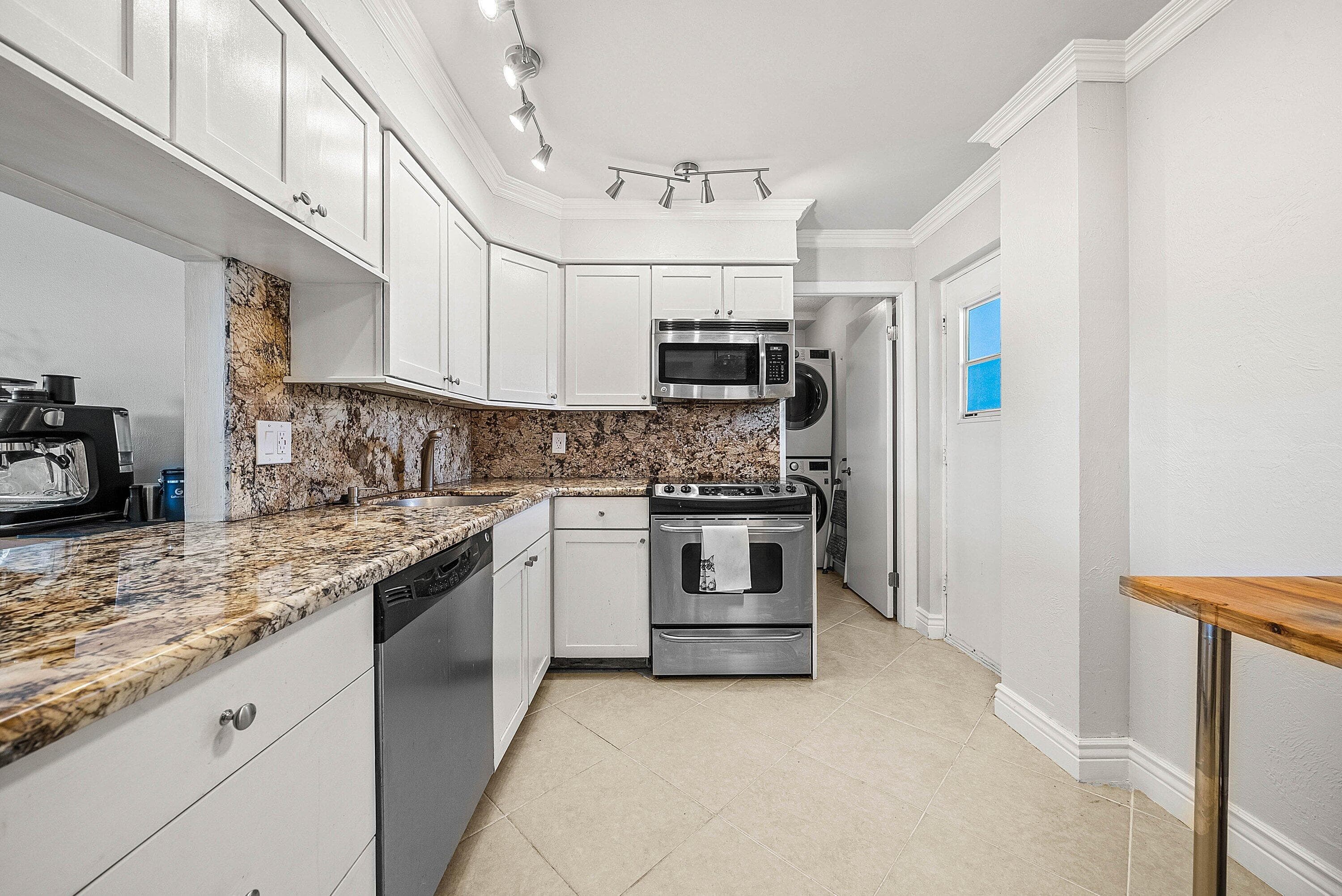 6699 NW 2nd Avenue 415, Boca Raton, FL 33487 — photo 6 of 27