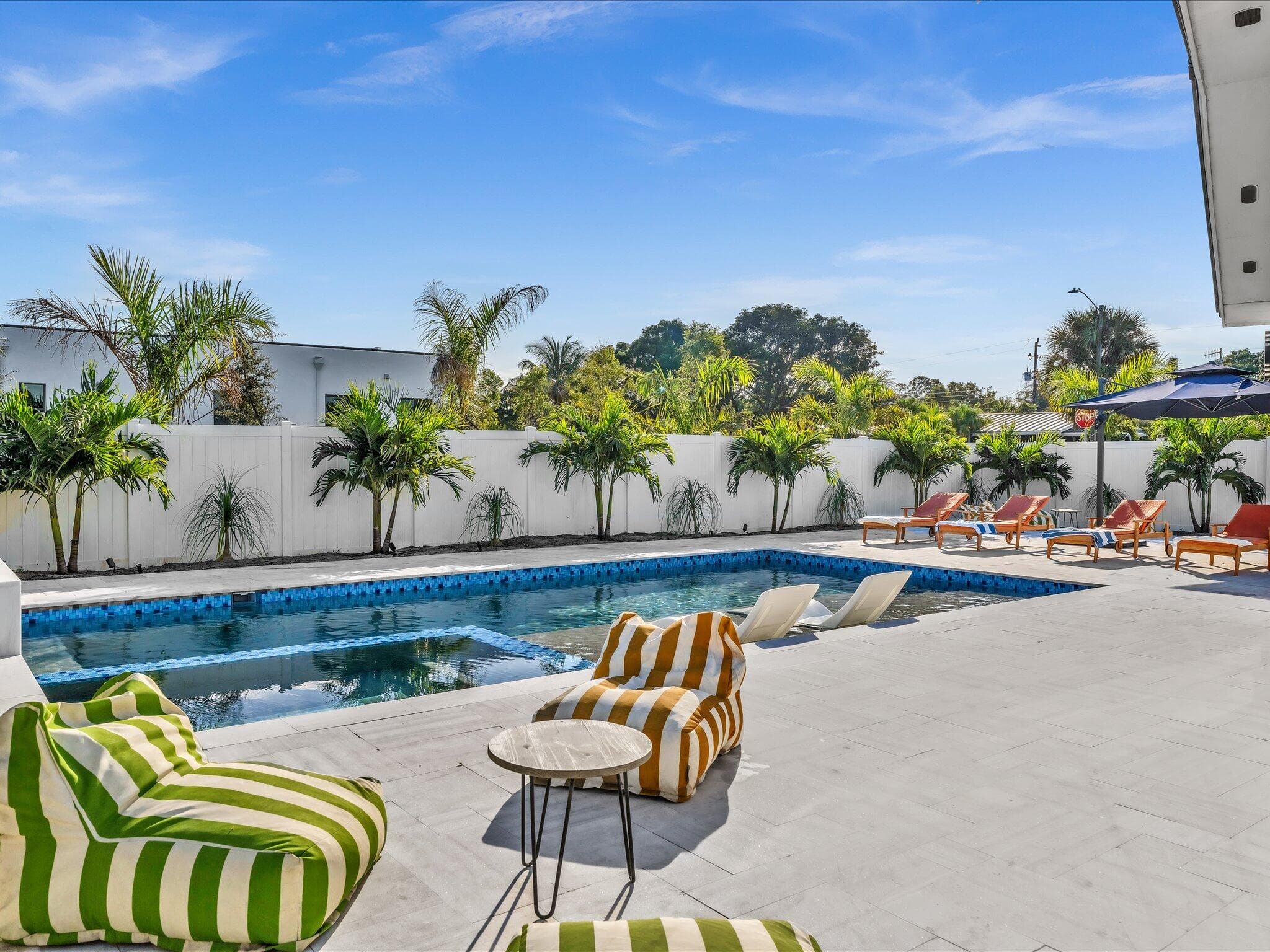 209 NE 27th Drive, Wilton Manors, FL 33334 — photo 8 of 32