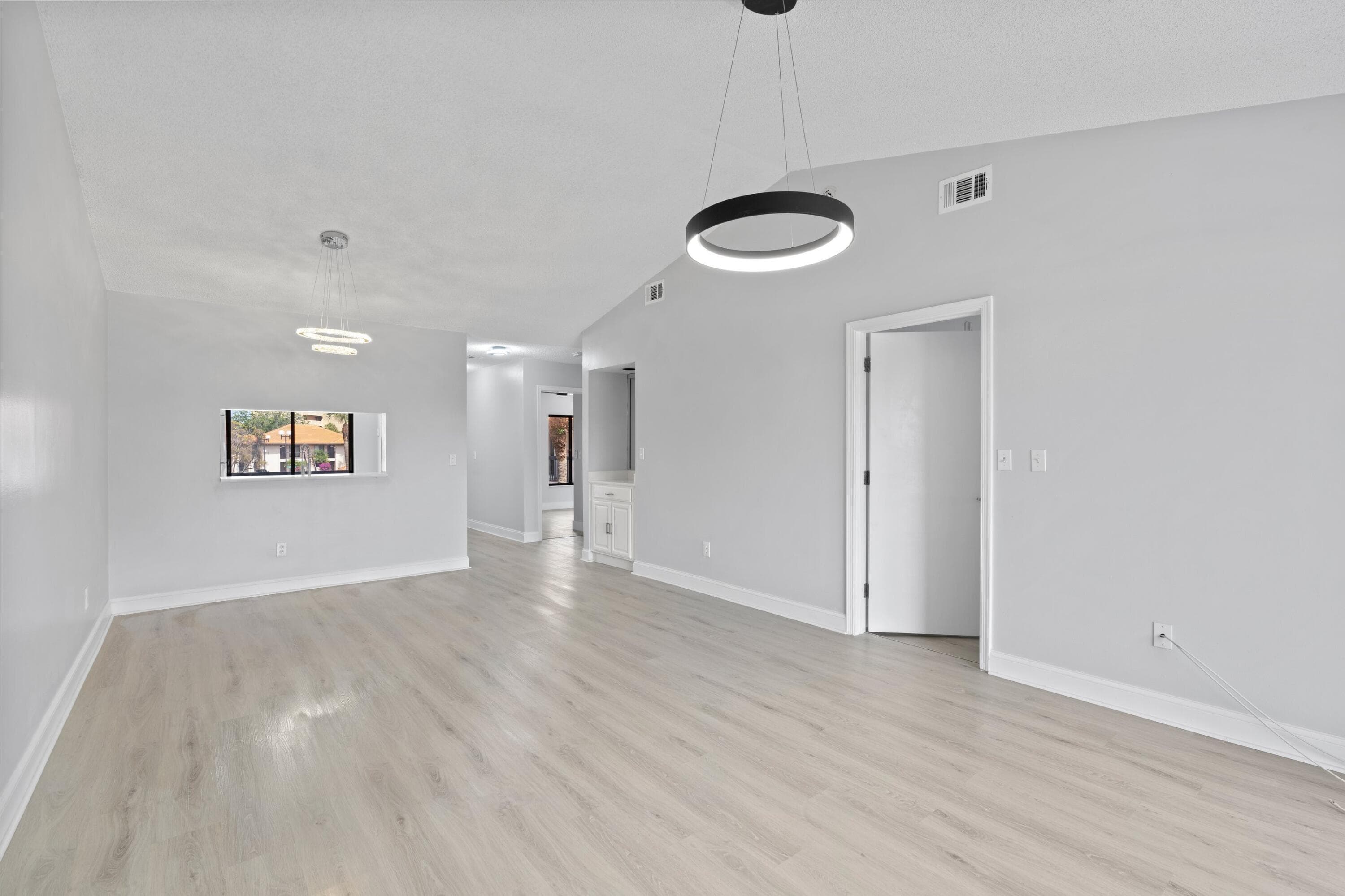 350 Club Circle 208, Boca Raton, FL 33487 — photo 3 of 15