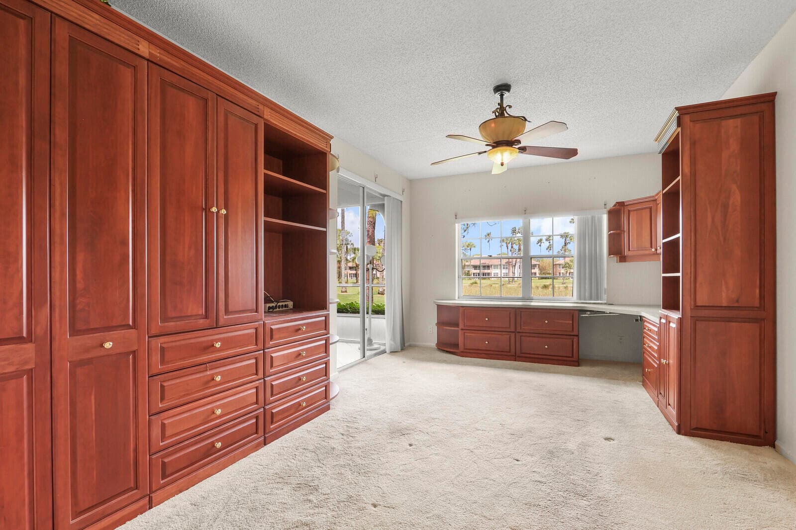 301 S Ryder Cup Cir S 301, Palm Beach Gardens, FL 33418 — photo 22 of 32