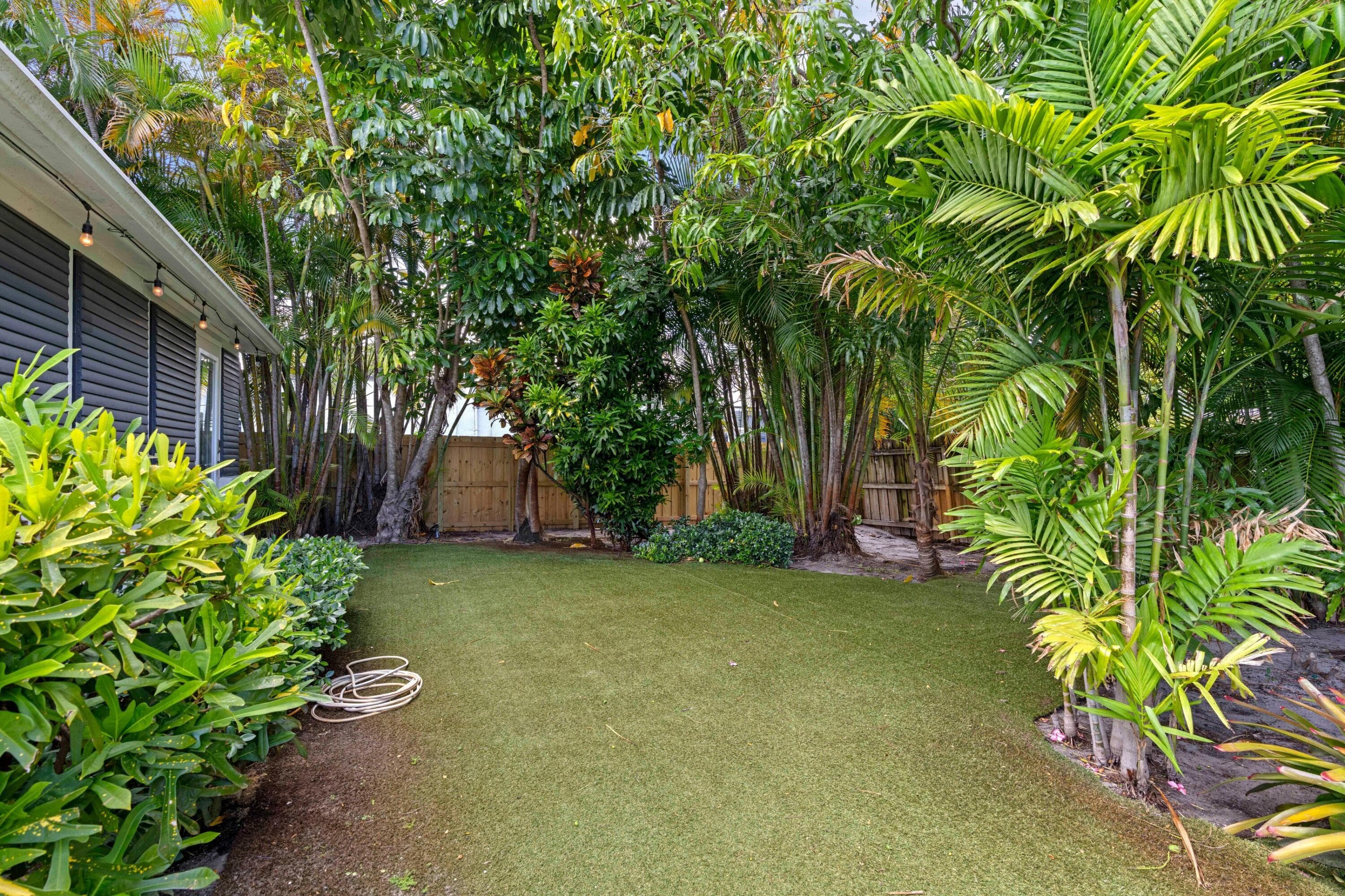 338 Princeton Drive, Lake Worth Beach, FL 33460 — photo 28 of 34