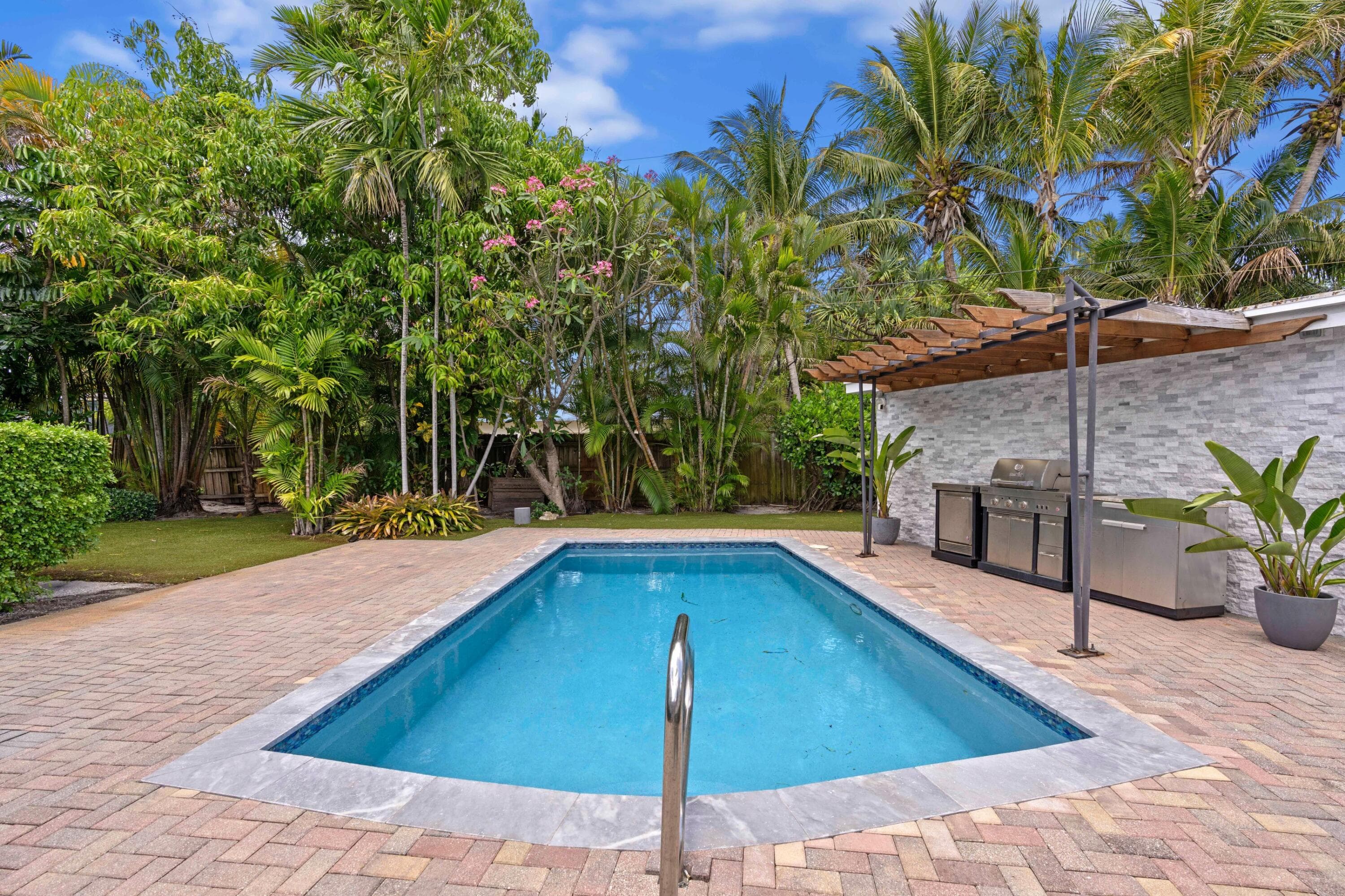 338 Princeton Drive, Lake Worth Beach, FL 33460 — photo 25 of 34