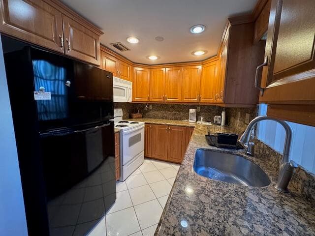 107 Flanders, Delray Beach, FL 33484 — photo 6 of 30