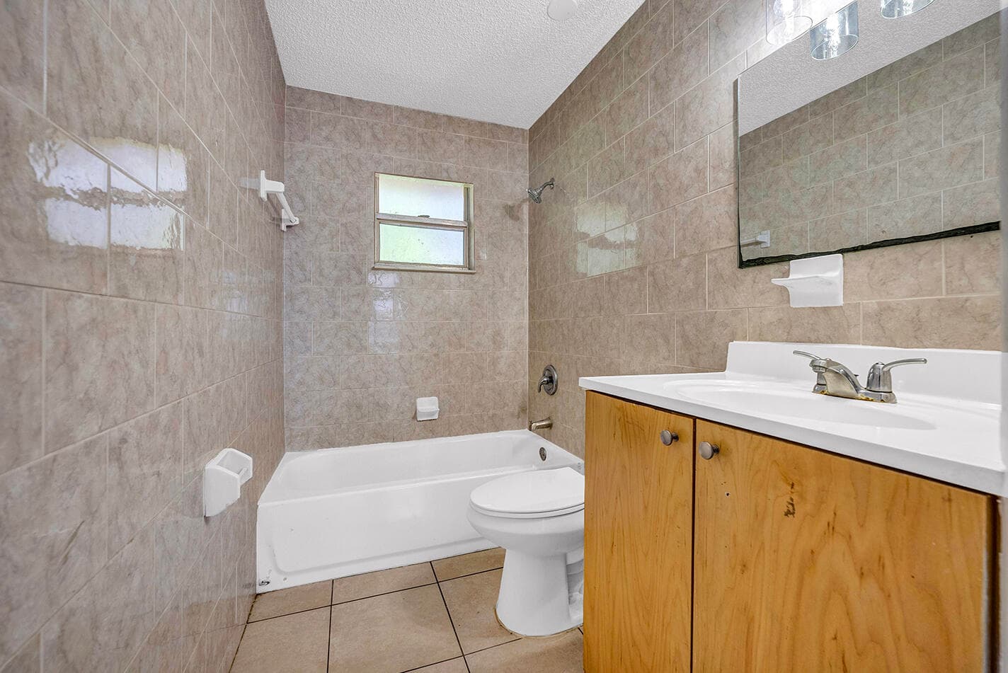 336 NE 12th Avenue, Boynton Beach, FL 33435 — photo 17 of 35