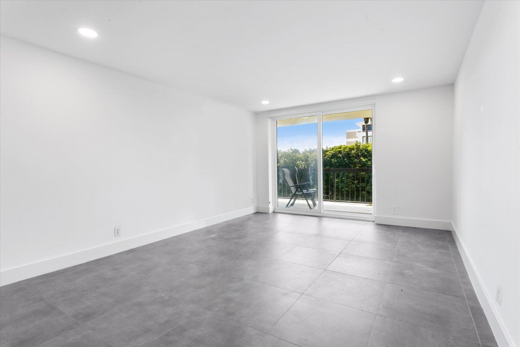 2778 S Ocean Boulevard 203s, Palm Beach, FL 33480 — photo 8 of 36