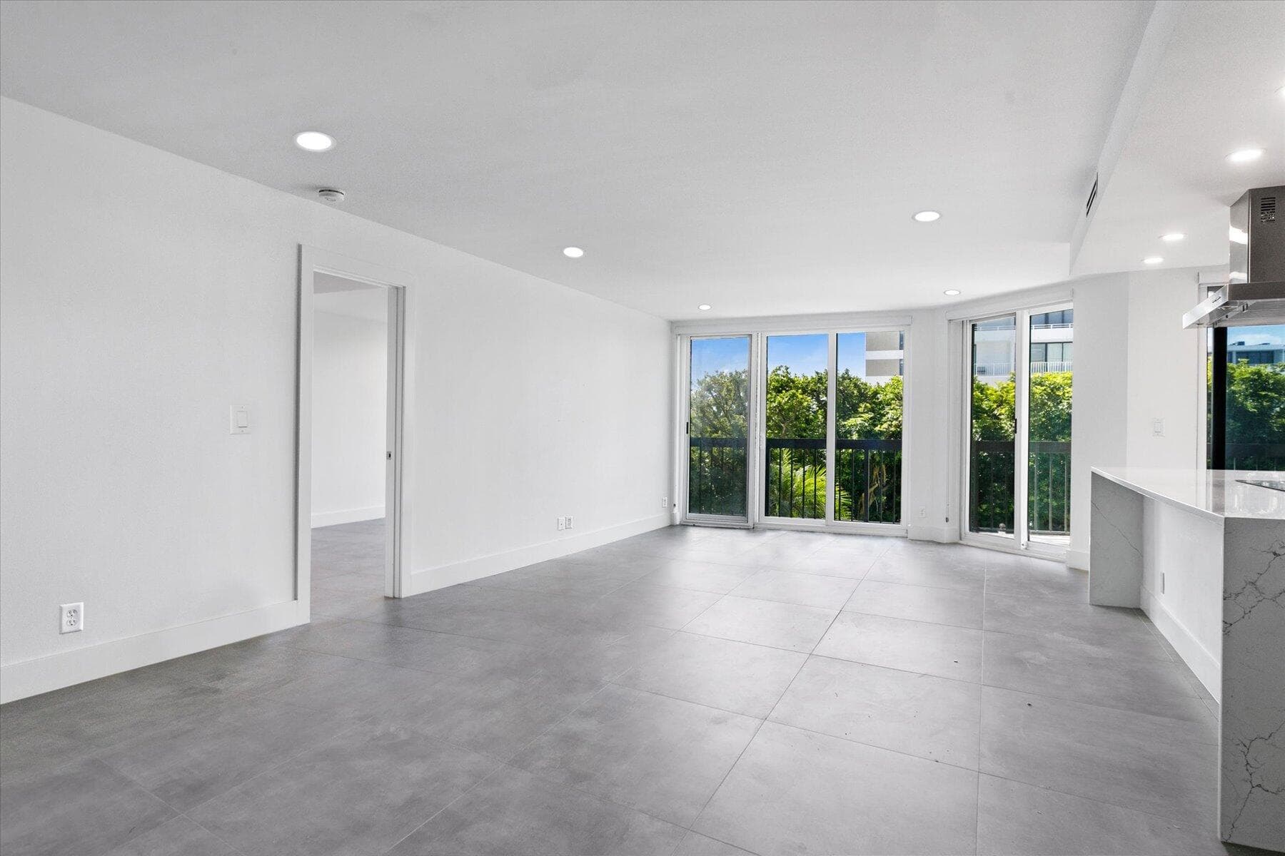 2778 S Ocean Boulevard 203s, Palm Beach, FL 33480 — photo 4 of 36