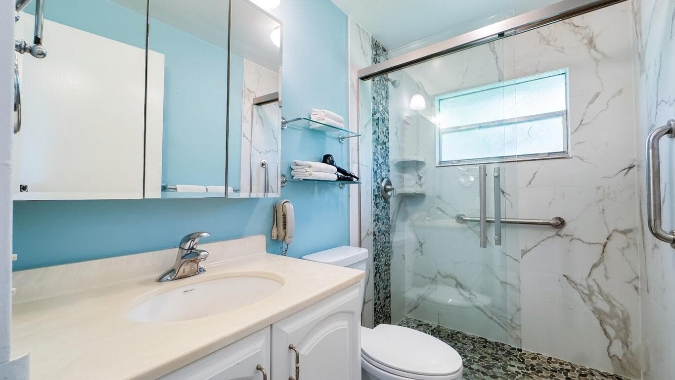 220 Seville J, Delray Beach, FL 33446 — photo 12 of 30