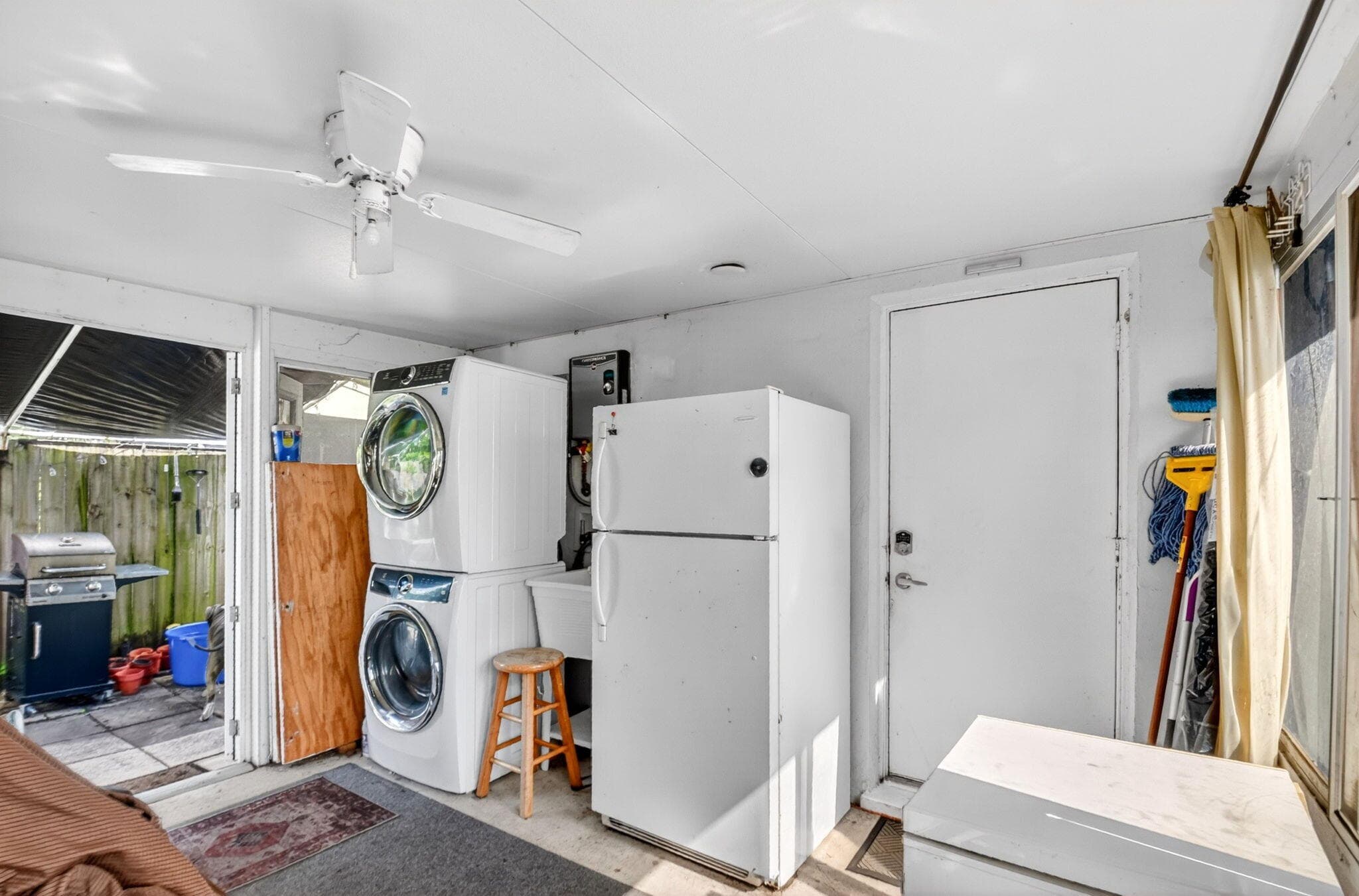 1010 Churchill Circle S, West Palm Beach, FL 33405 — photo 14 of 17