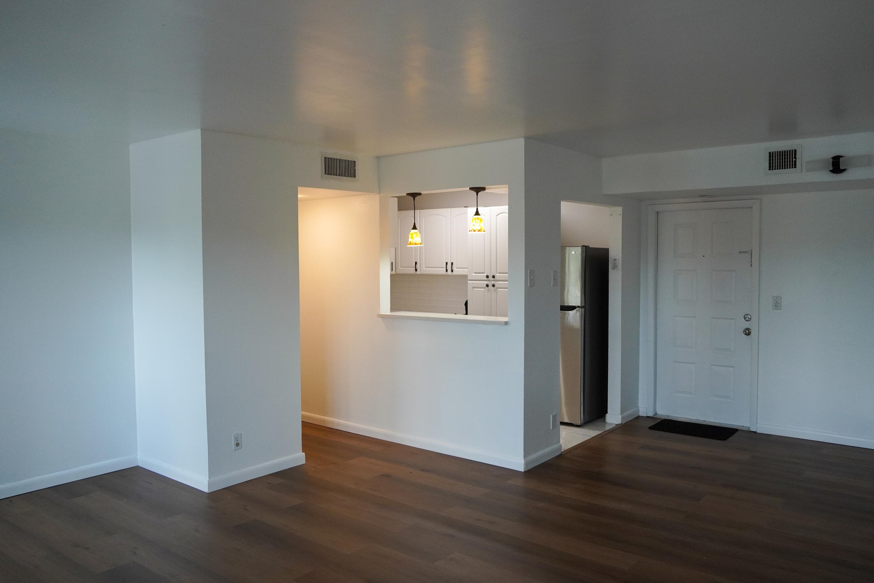 Condominium in Sunrise — photo 3 of 18