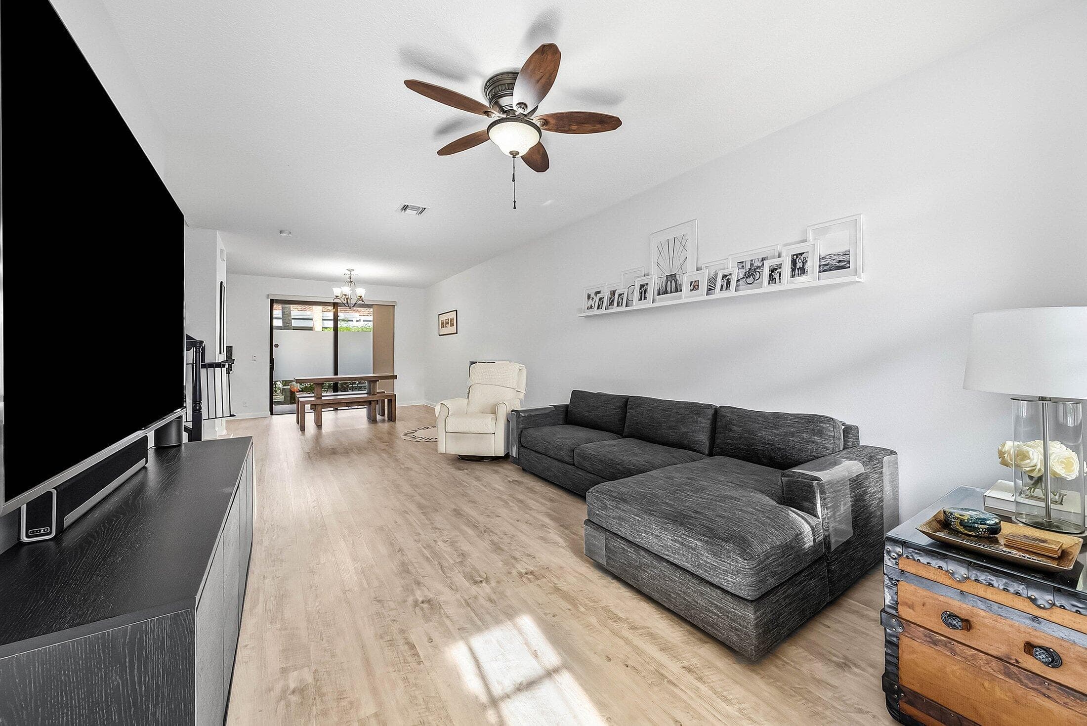 242 E Chrystie Circle, Delray Beach, FL 33484 — photo 5 of 45