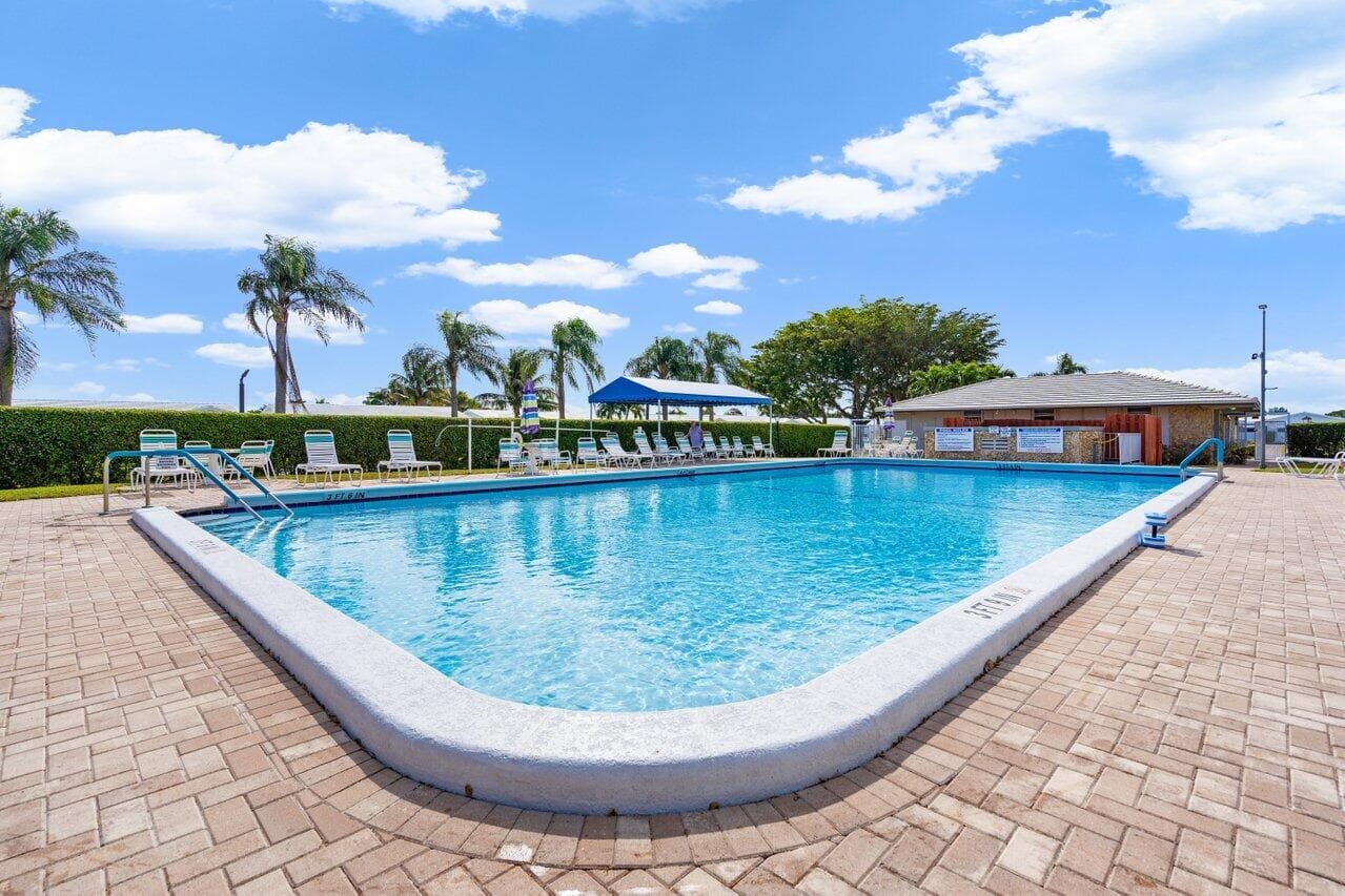 1117 Lake Terrace 207, Boynton Beach, FL 33426 — photo 29 of 33