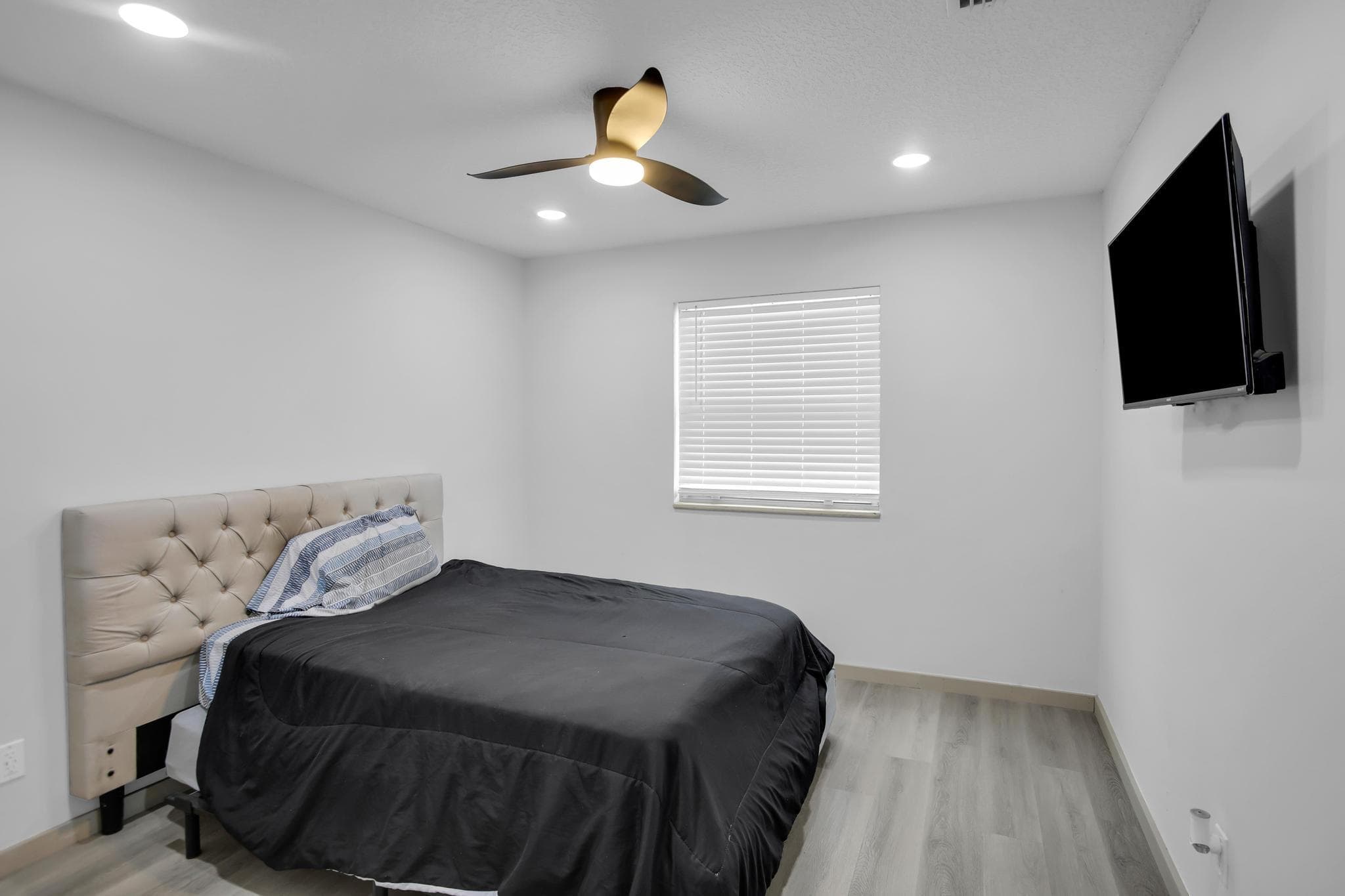 912 S 5th Street, Macclenny, FL 32063 — photo 21 of 54