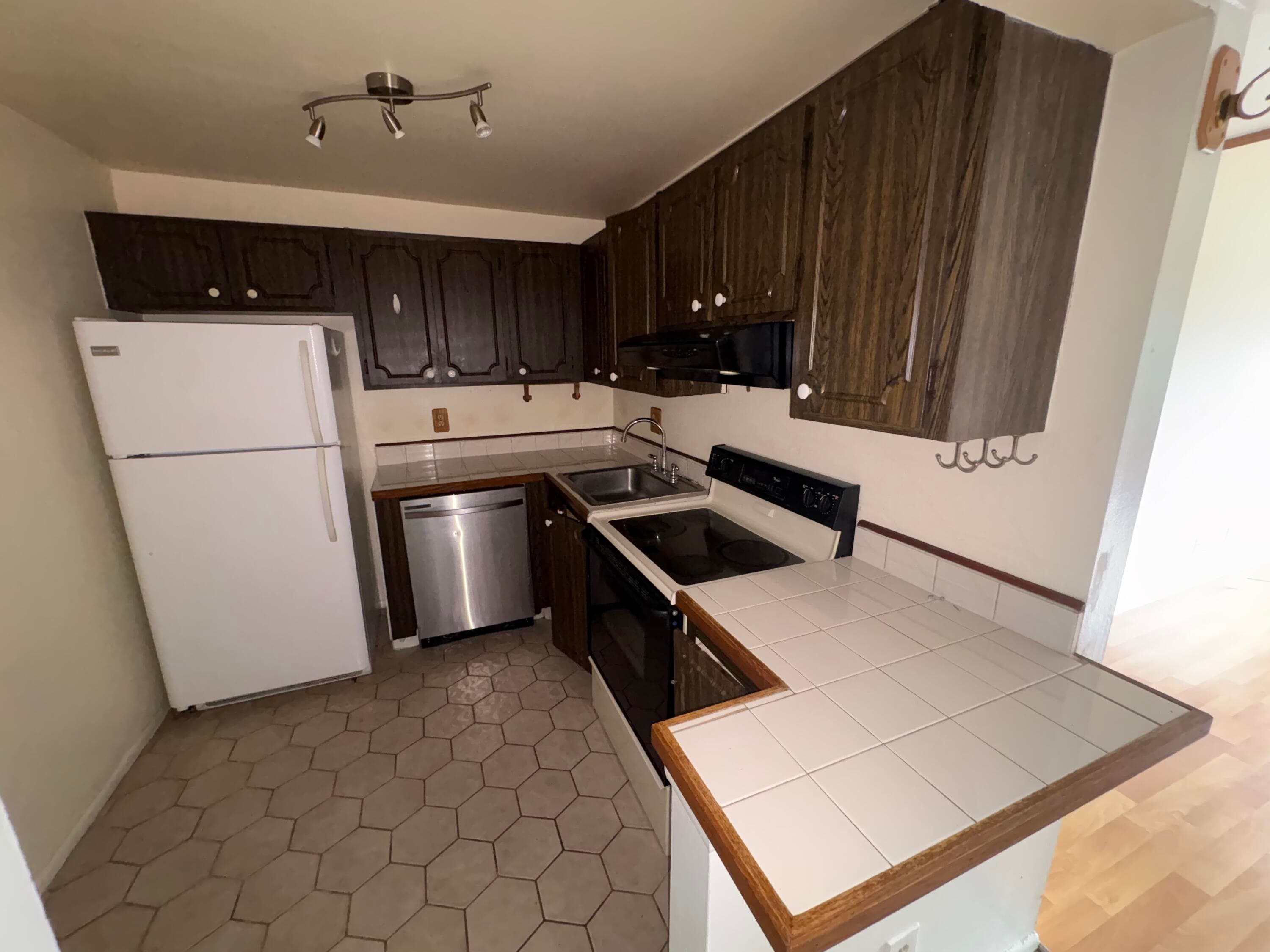 460 NW 20th Street 1100, Boca Raton, FL 33431 — photo 6 of 27